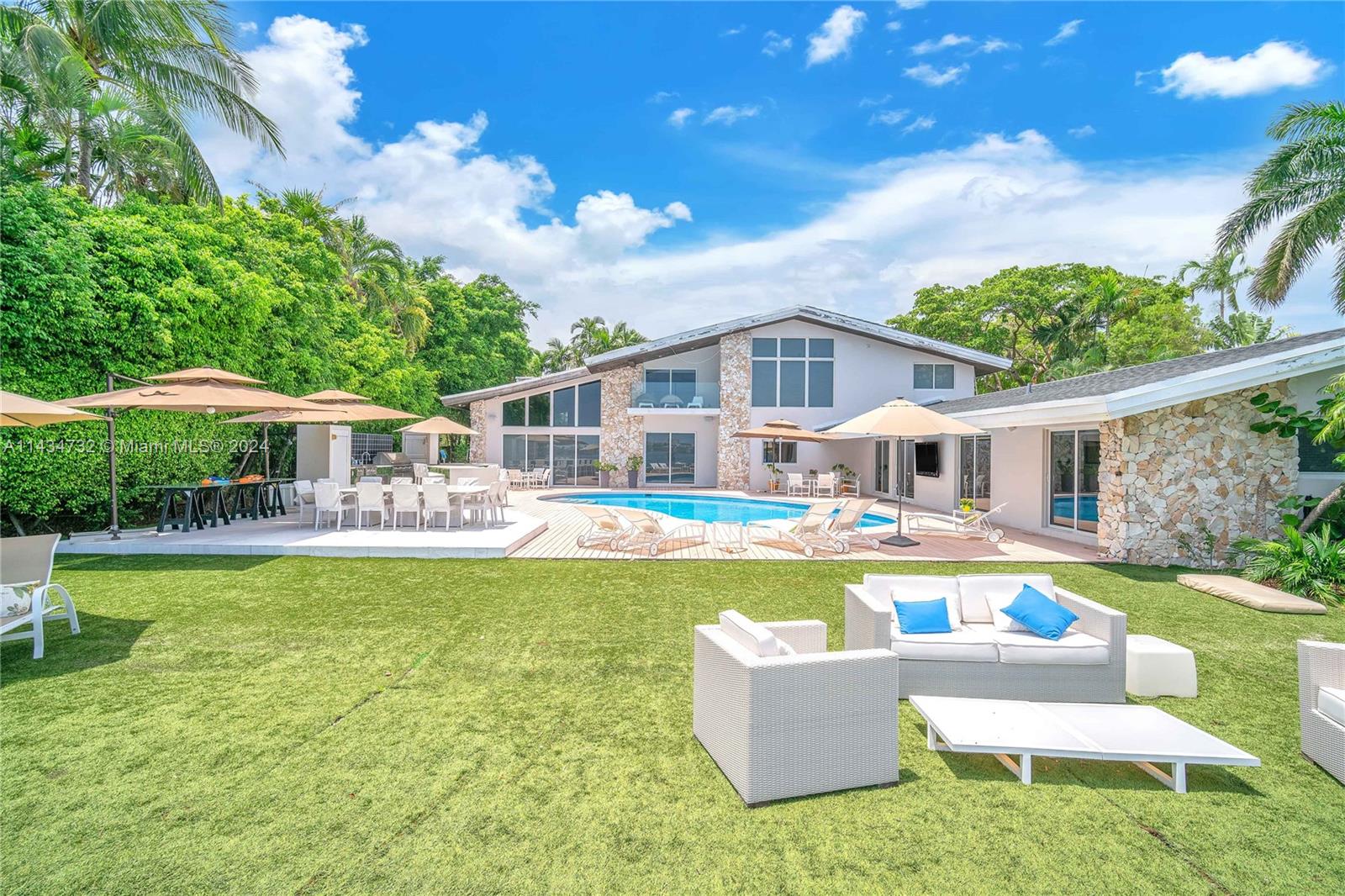 KEYSTONE ISLAND - Residential