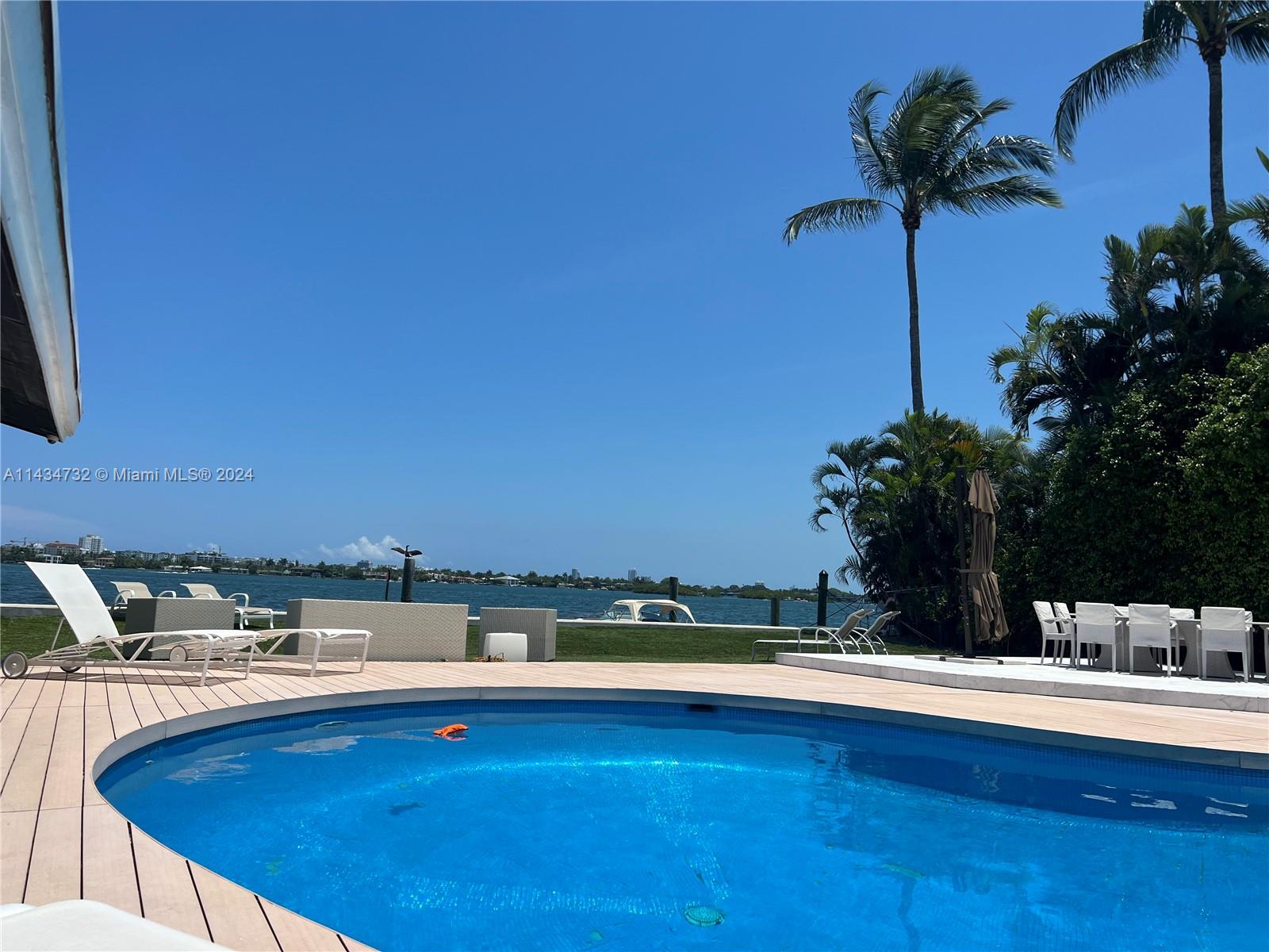 KEYSTONE ISLAND - Residential