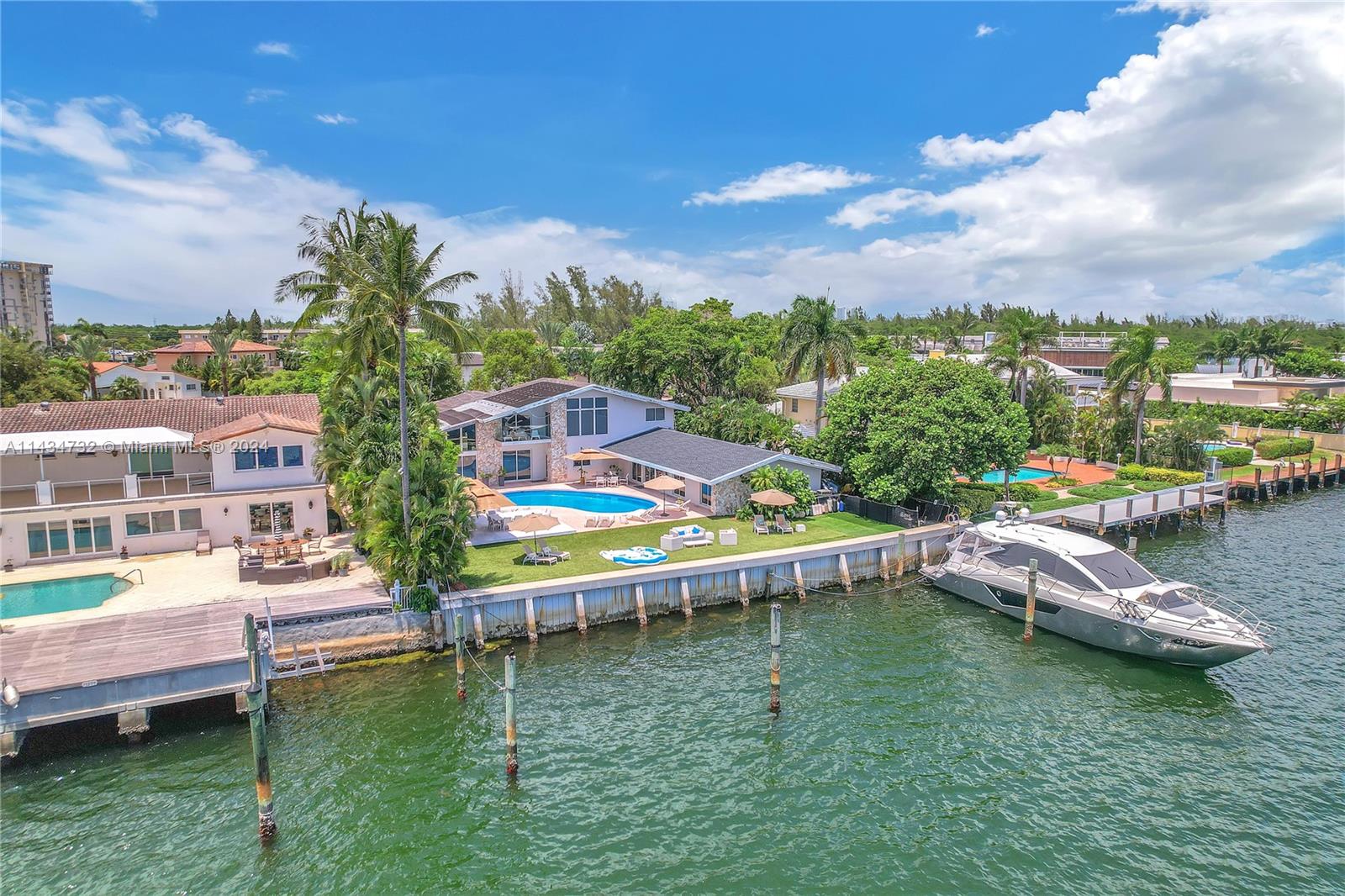 KEYSTONE ISLAND - Residential