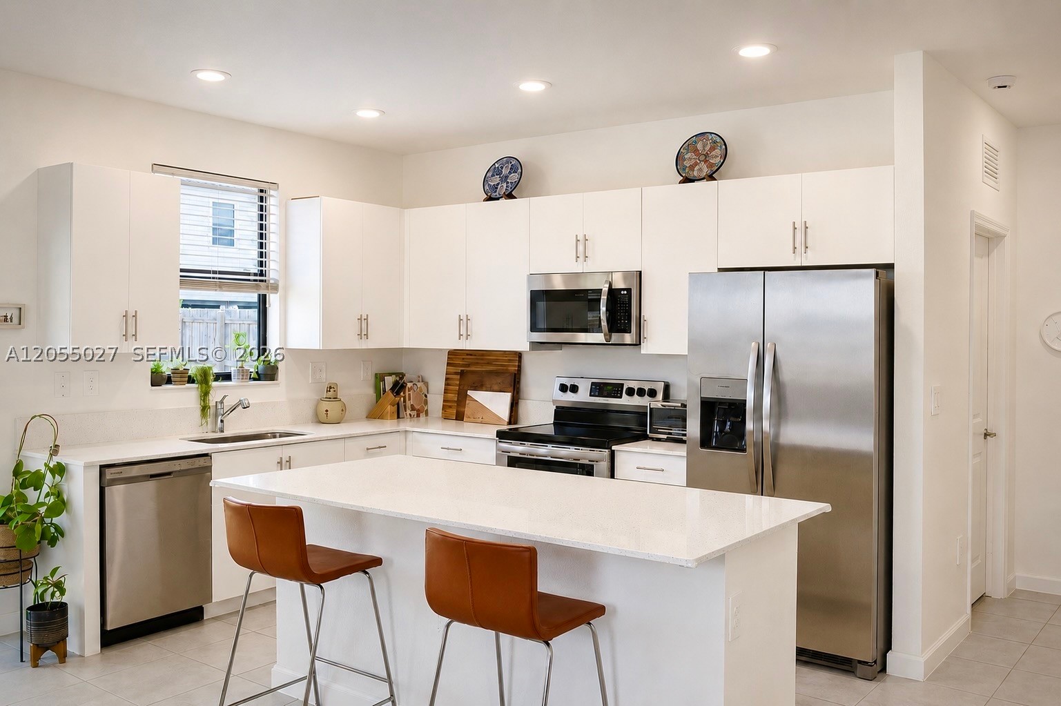 ESTATES AT SILVER PALM - Residential