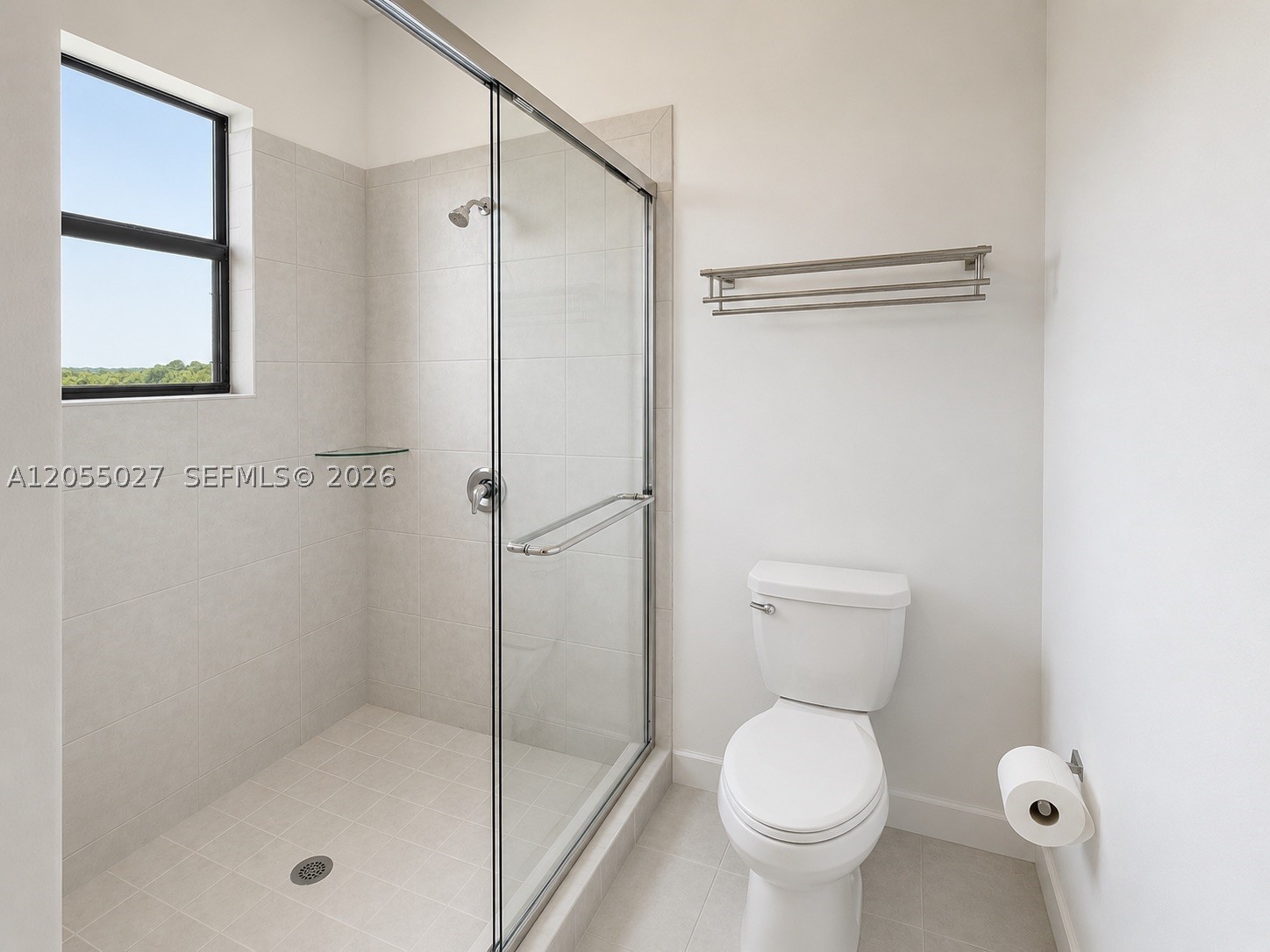 ESTATES AT SILVER PALM - Residential