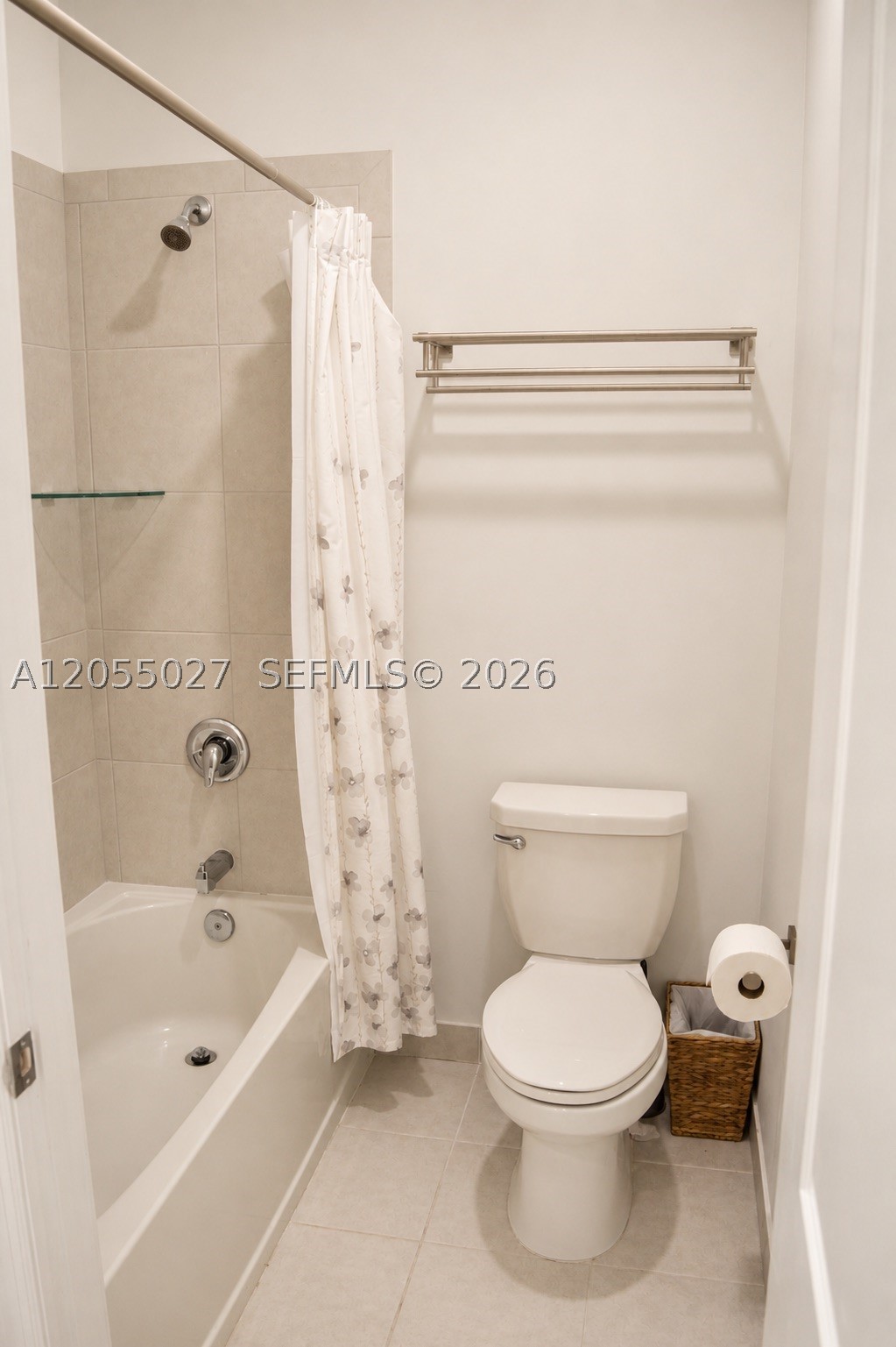 ESTATES AT SILVER PALM - Residential