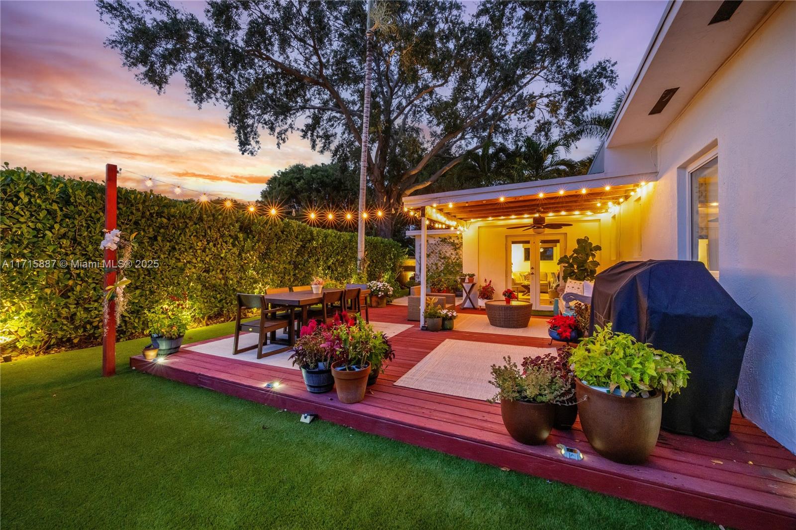RIVIERA ESTATES 2ND ADDN - Residential