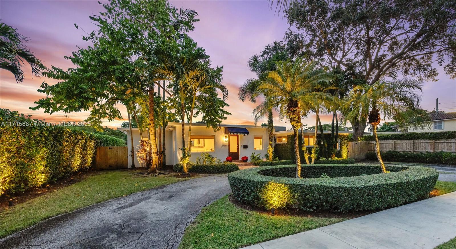 RIVIERA ESTATES 2ND ADDN - Residential