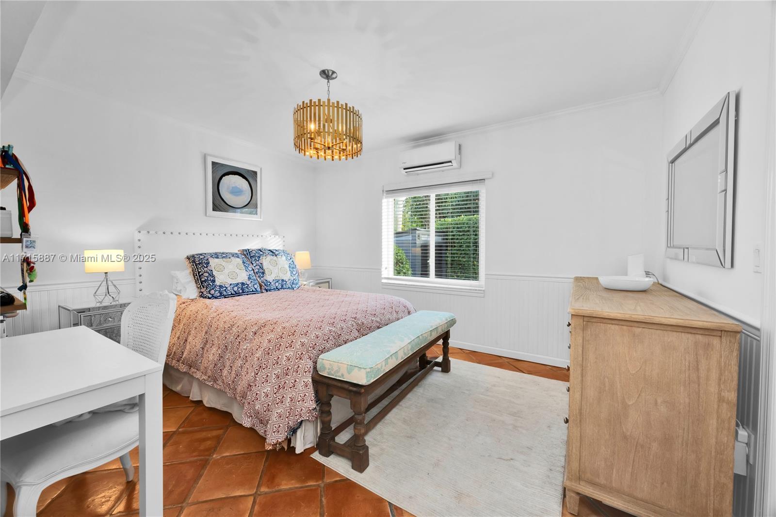 RIVIERA ESTATES 2ND ADDN - Residential