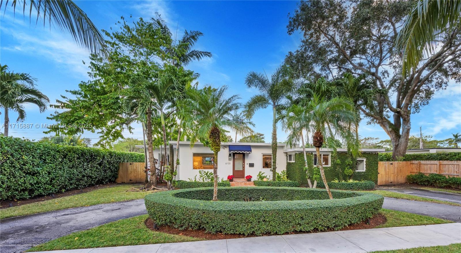 RIVIERA ESTATES 2ND ADDN - Residential