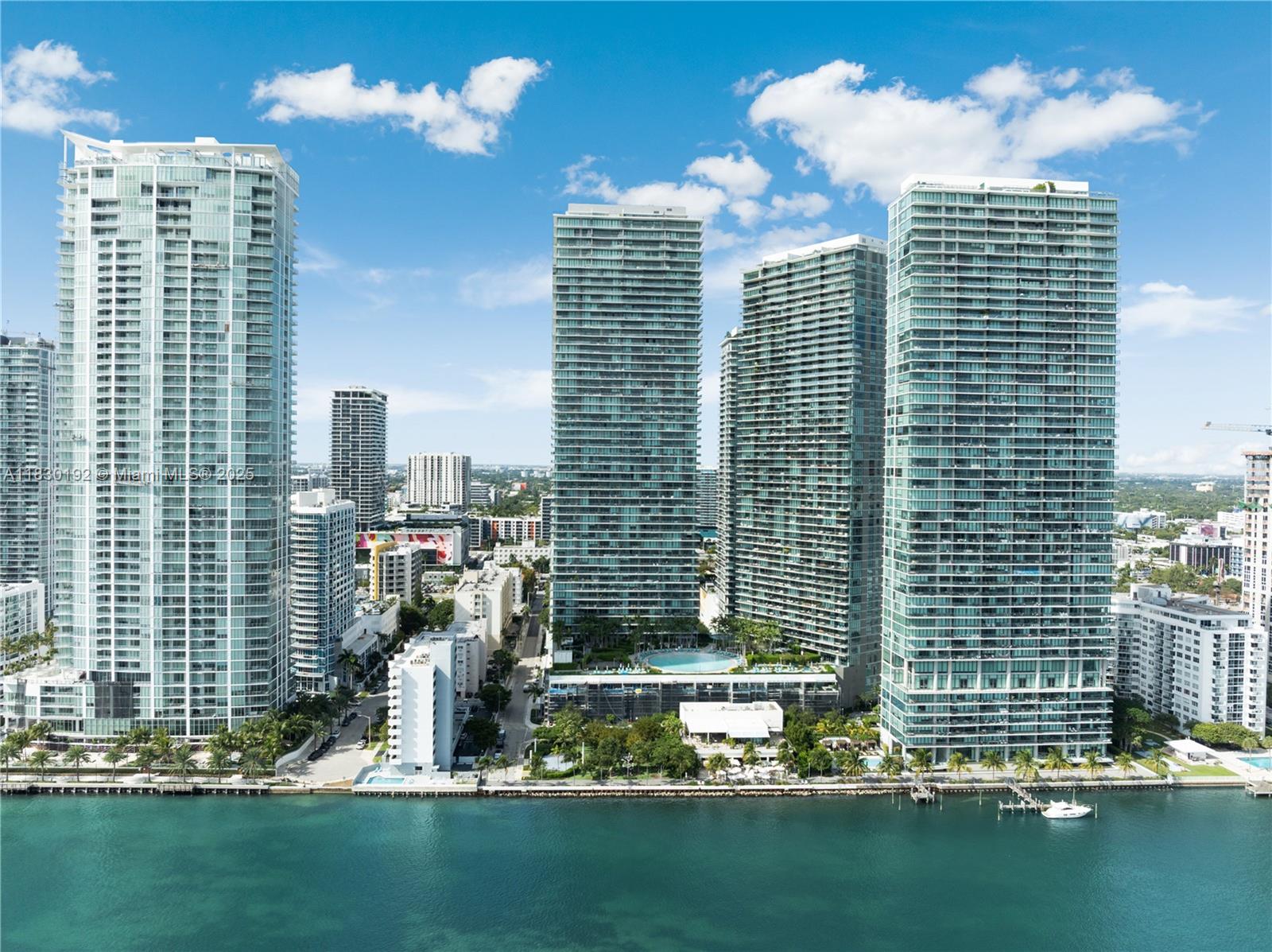 PARAISO BAY CONDO - Residential