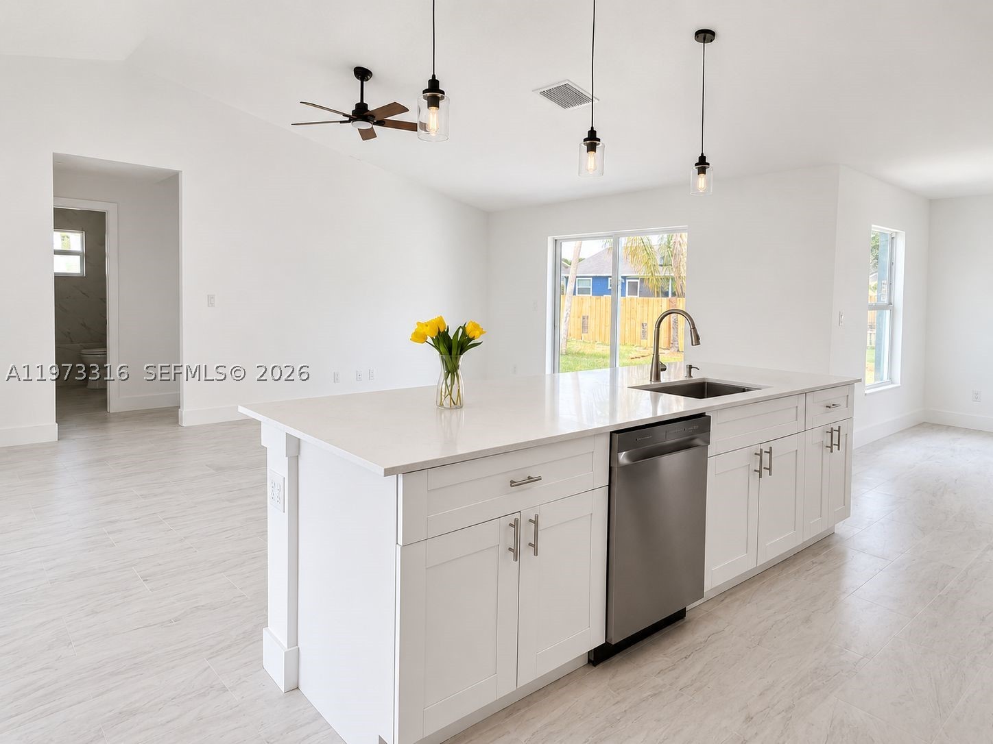 VERO LAKE ESTATES UNIT H- - Residential