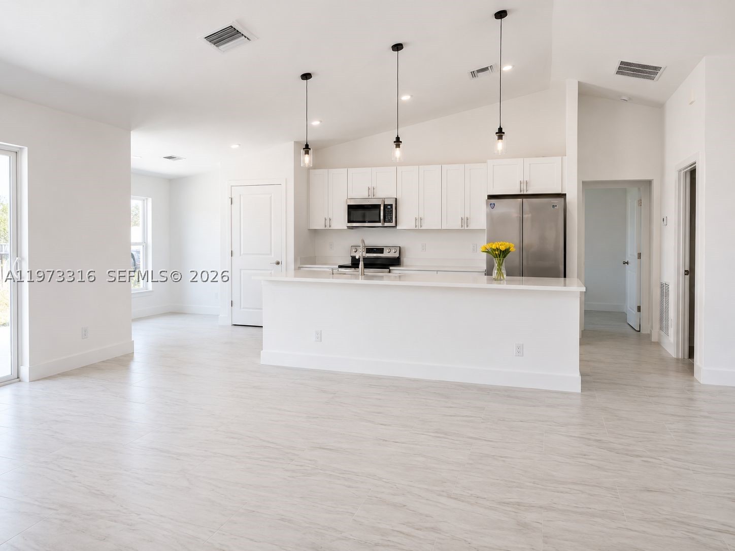 VERO LAKE ESTATES UNIT H- - Residential