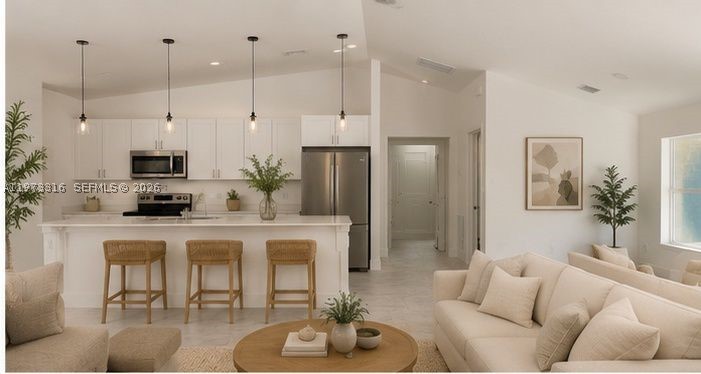 VERO LAKE ESTATES UNIT H- - Residential
