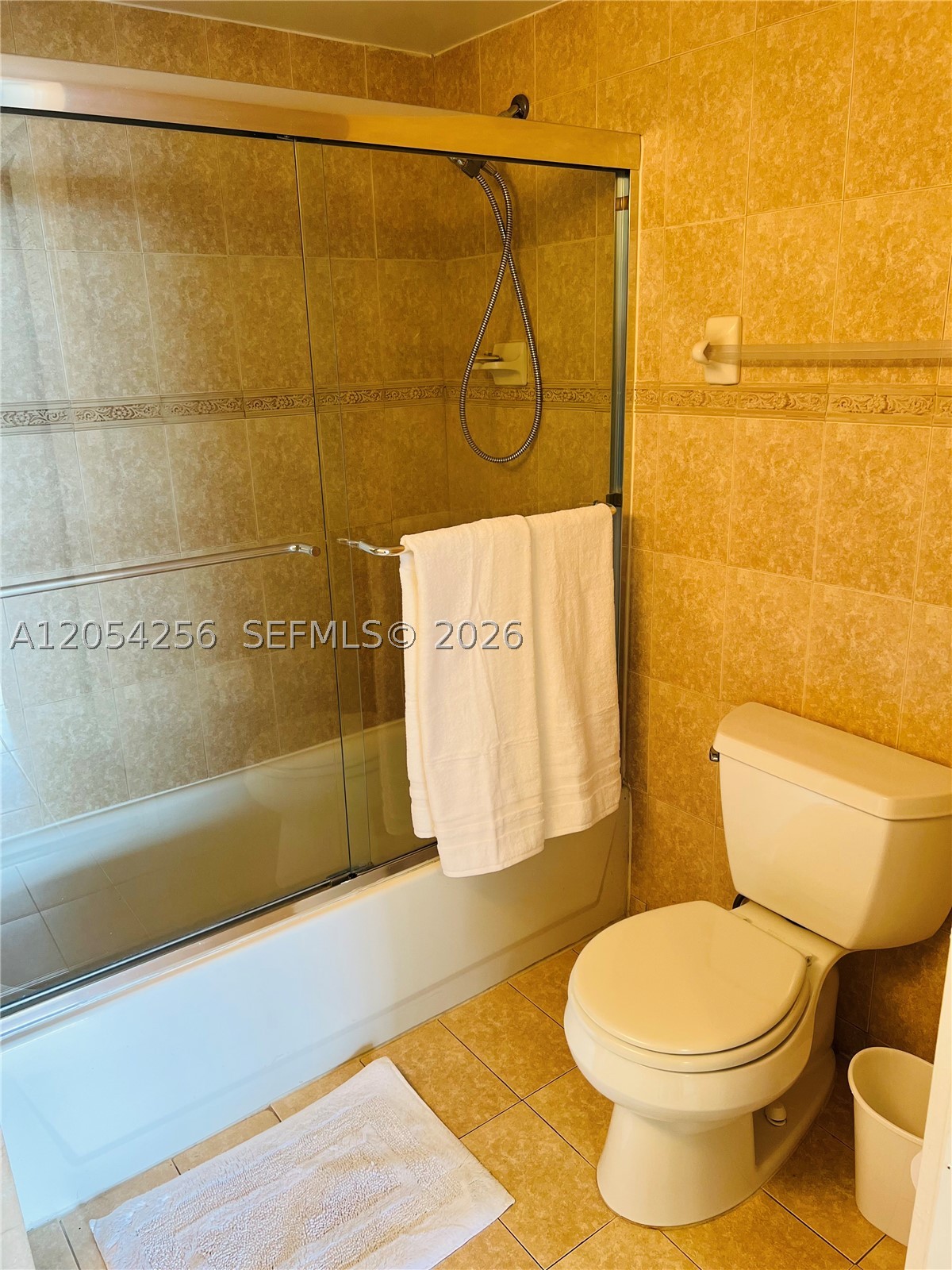 THE YACHT CLUB AT AVENTUR - Residential Lease