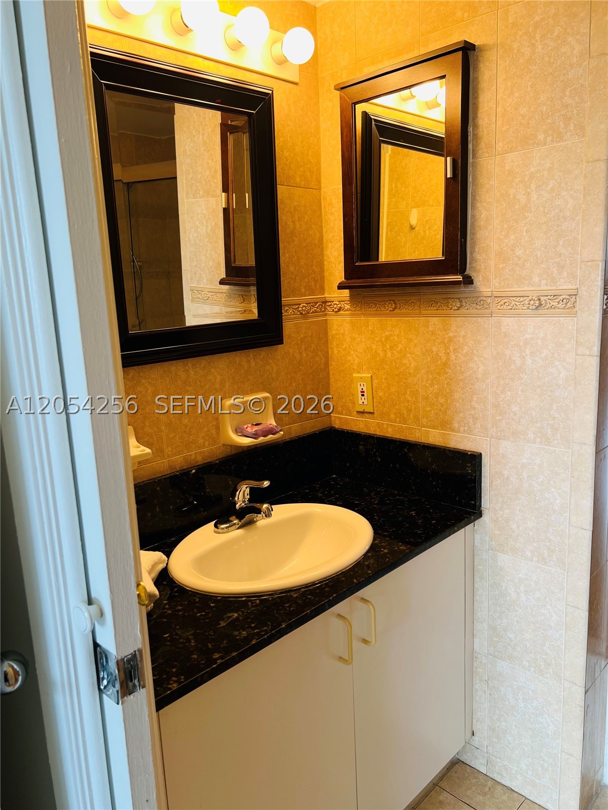 THE YACHT CLUB AT AVENTUR - Residential Lease