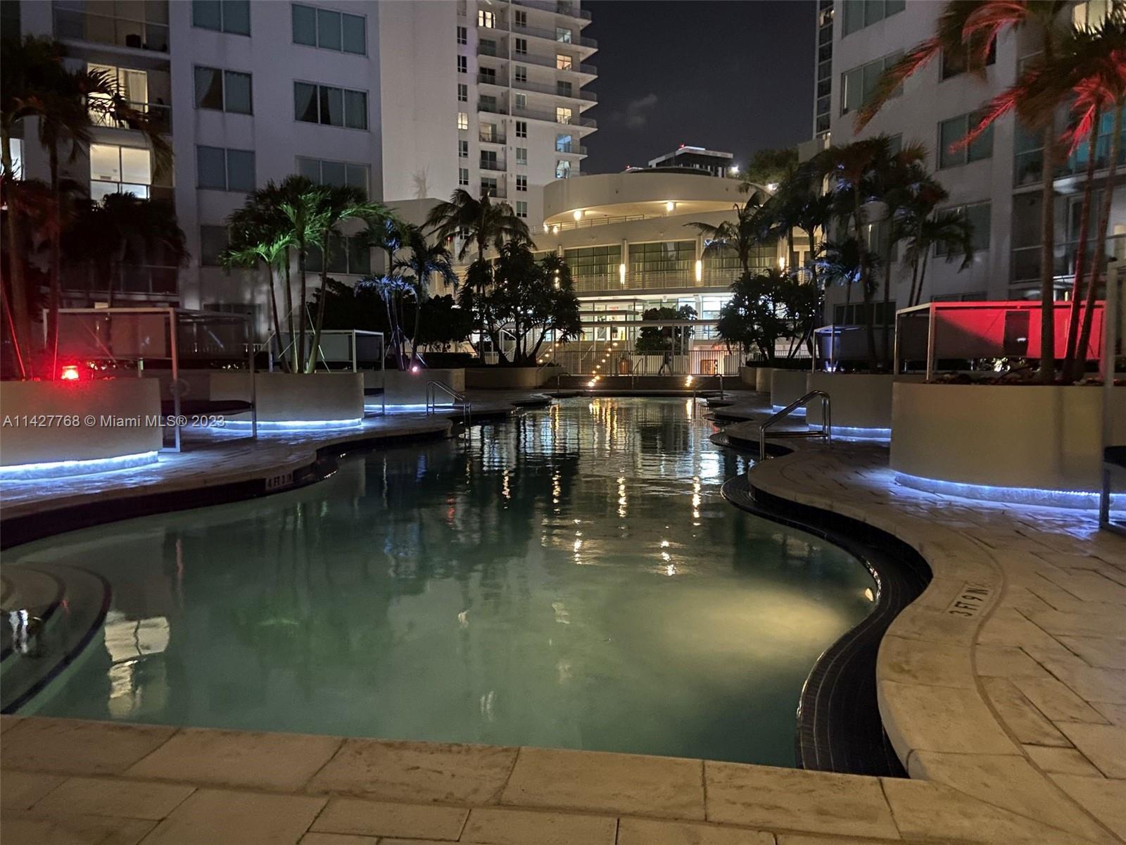 VIZCAYNE NORTH CONDO - Residential Lease