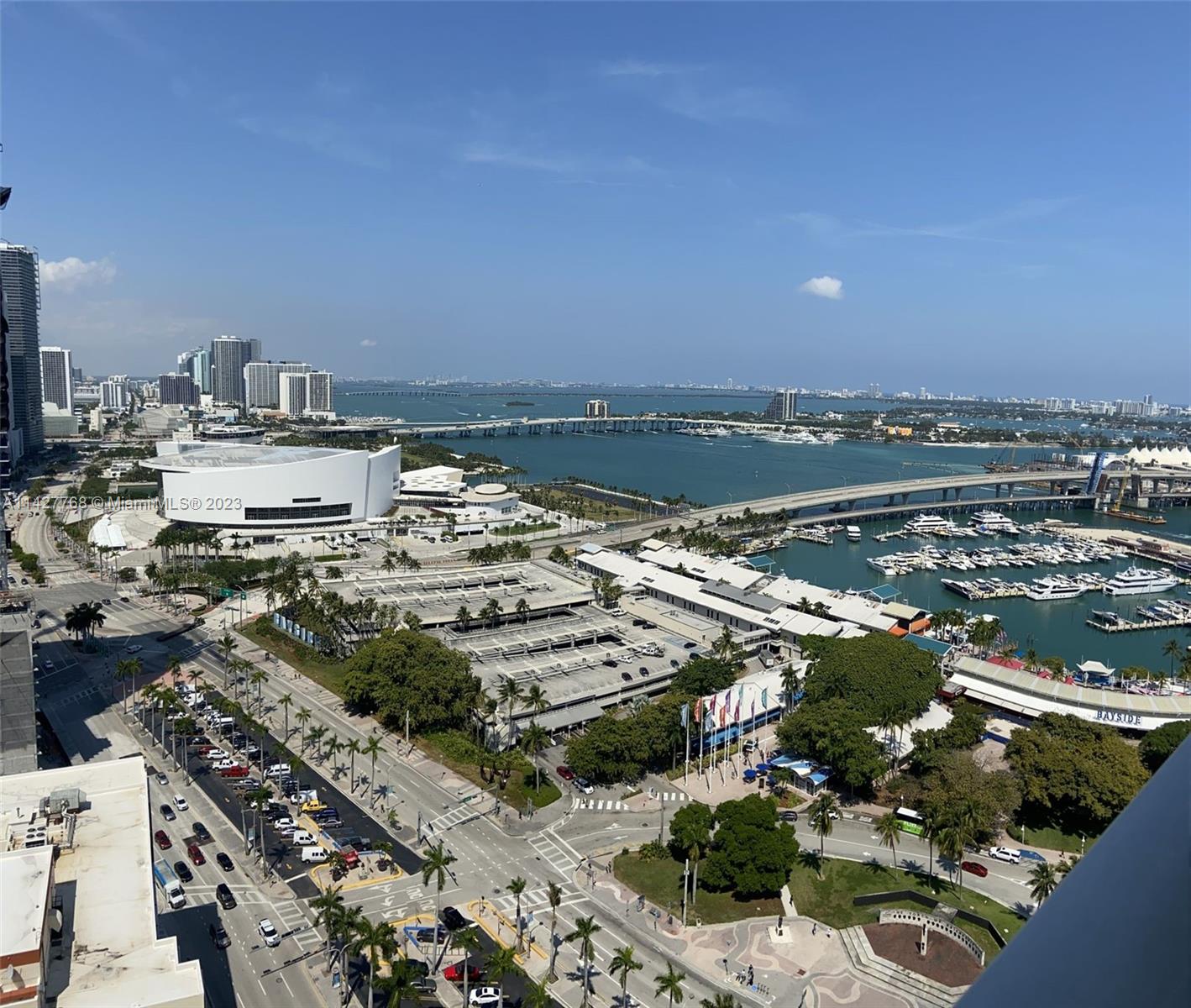VIZCAYNE NORTH CONDO - Residential Lease