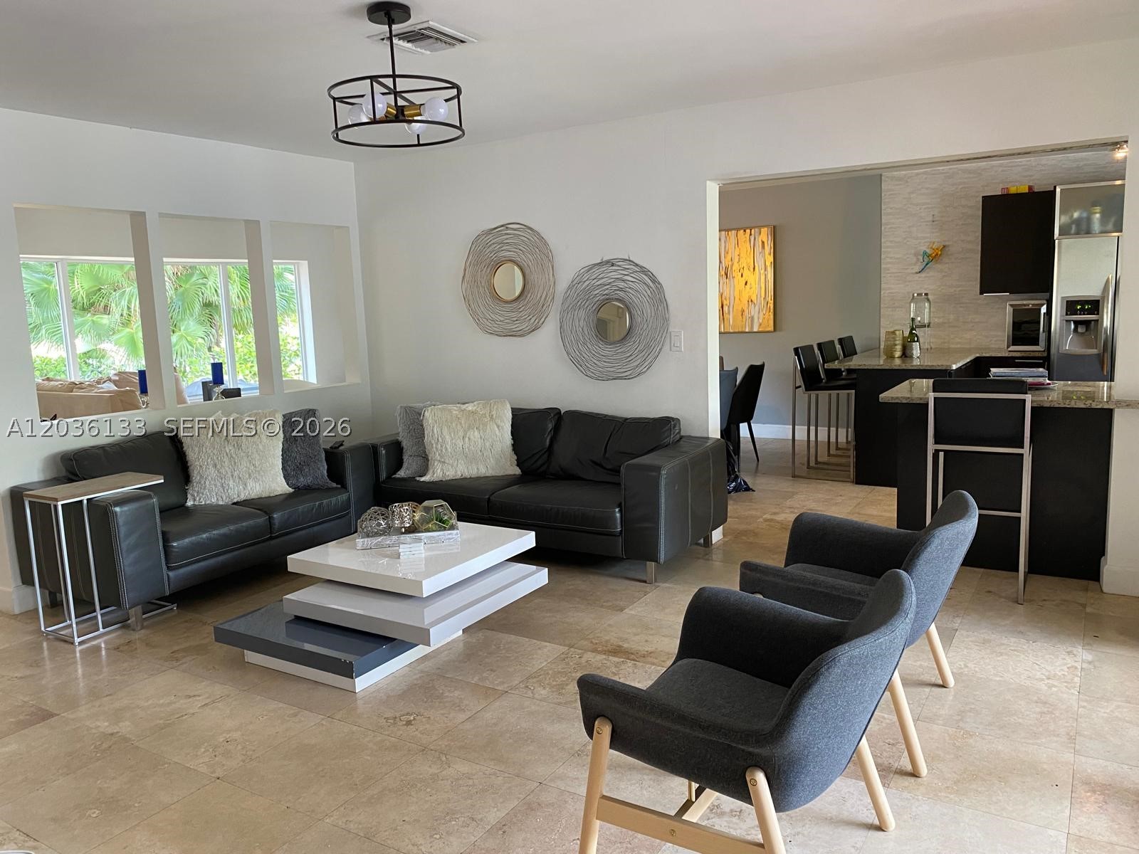 HOLLYWOOD LAKES SECTION - Residential