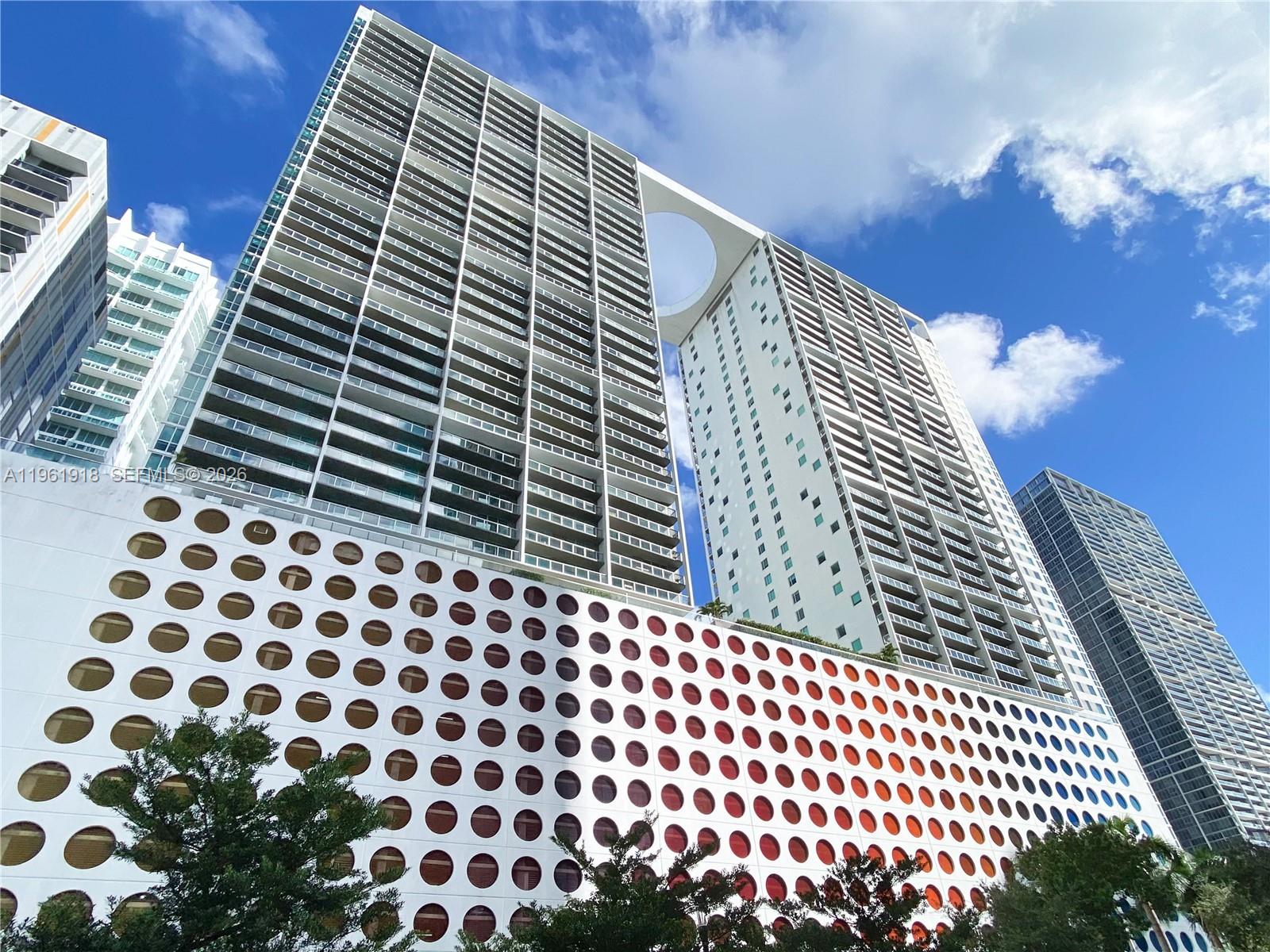 500 BRICKELL - Residential