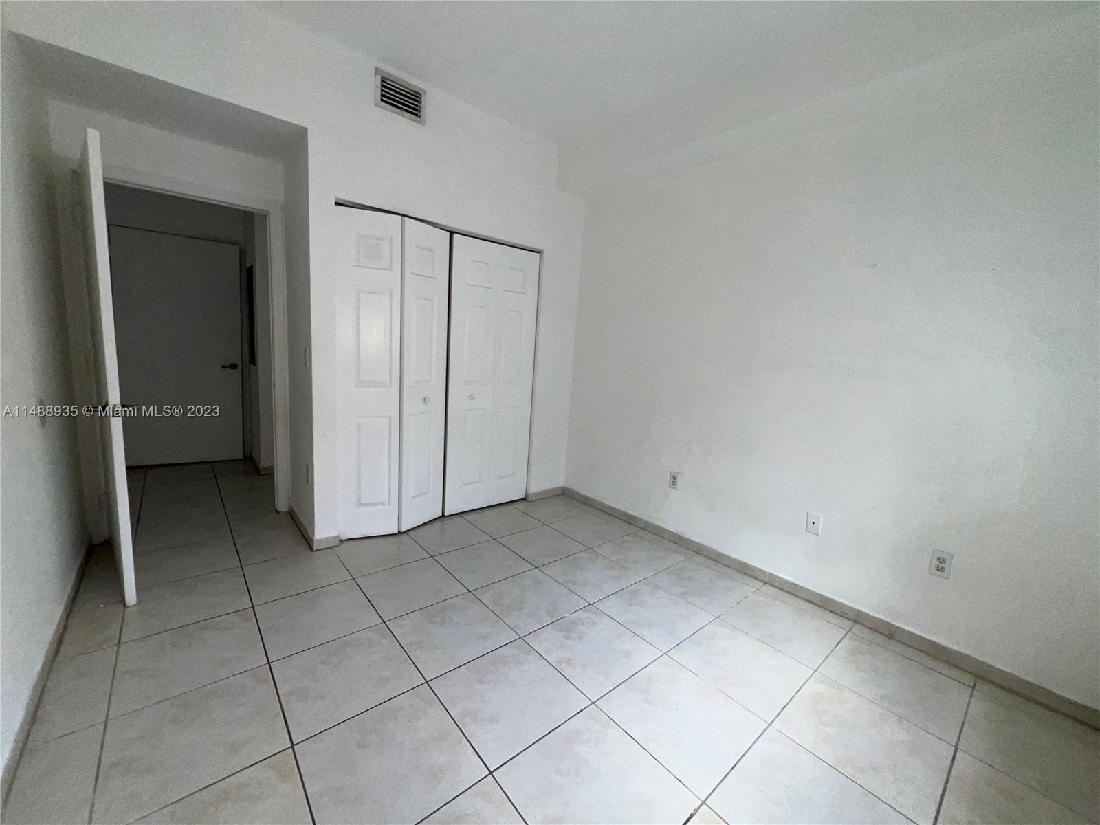 PALM GARDENS AT DORAL CON - Residential Lease