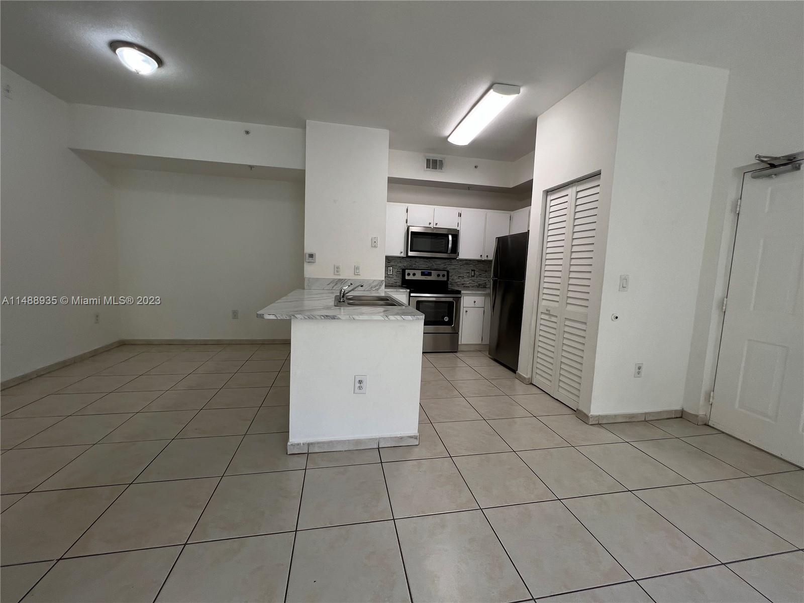 PALM GARDENS AT DORAL CON - Residential Lease