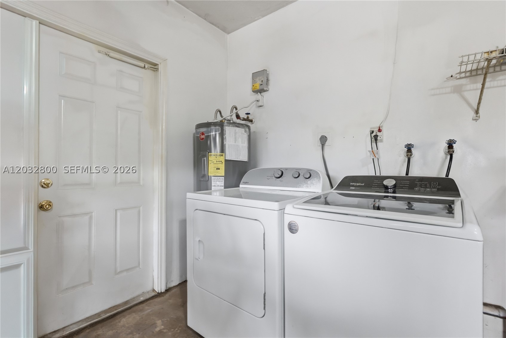 MIRROR LAKE ESTATES SEC 8 - Residential