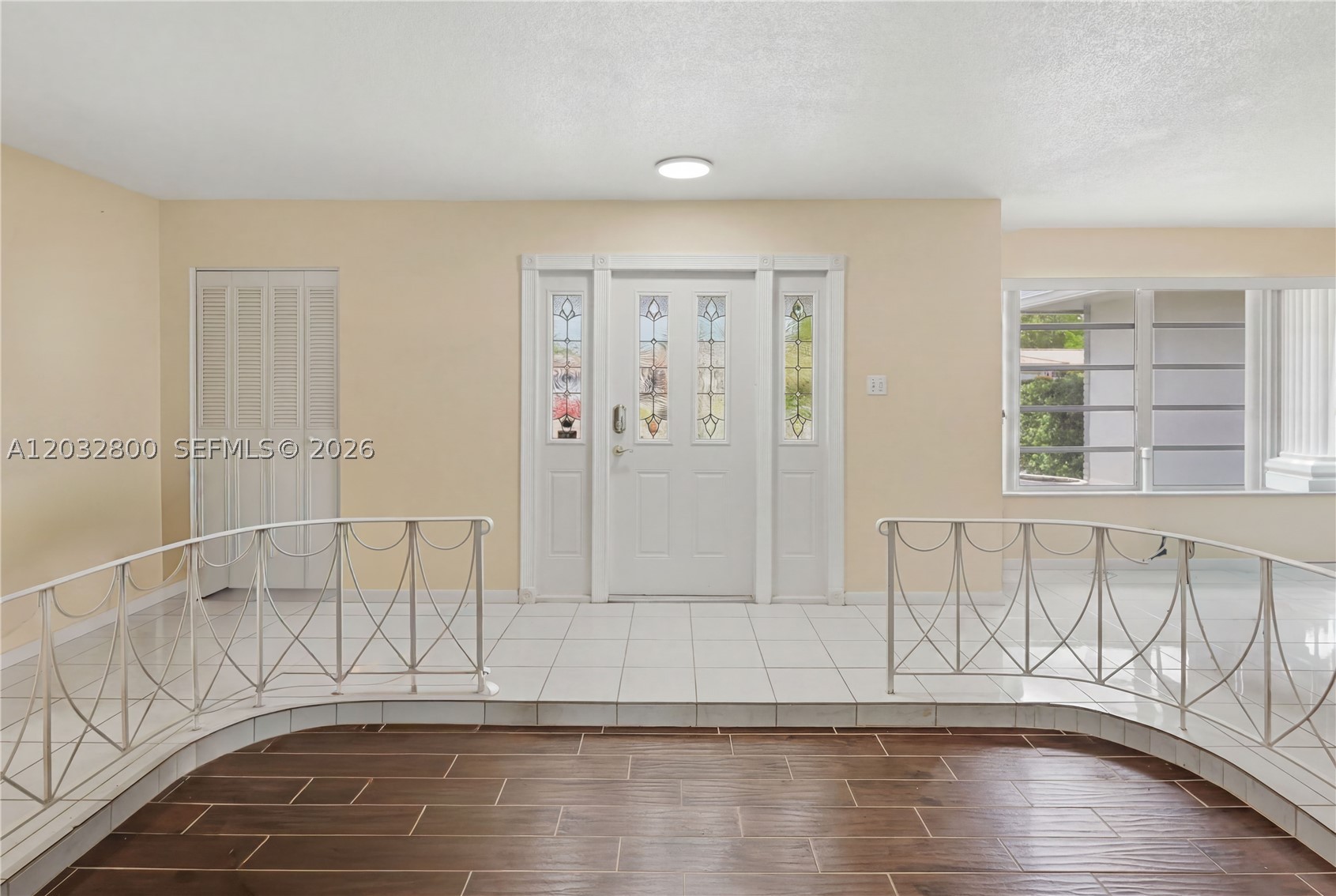 MIRROR LAKE ESTATES SEC 8 - Residential