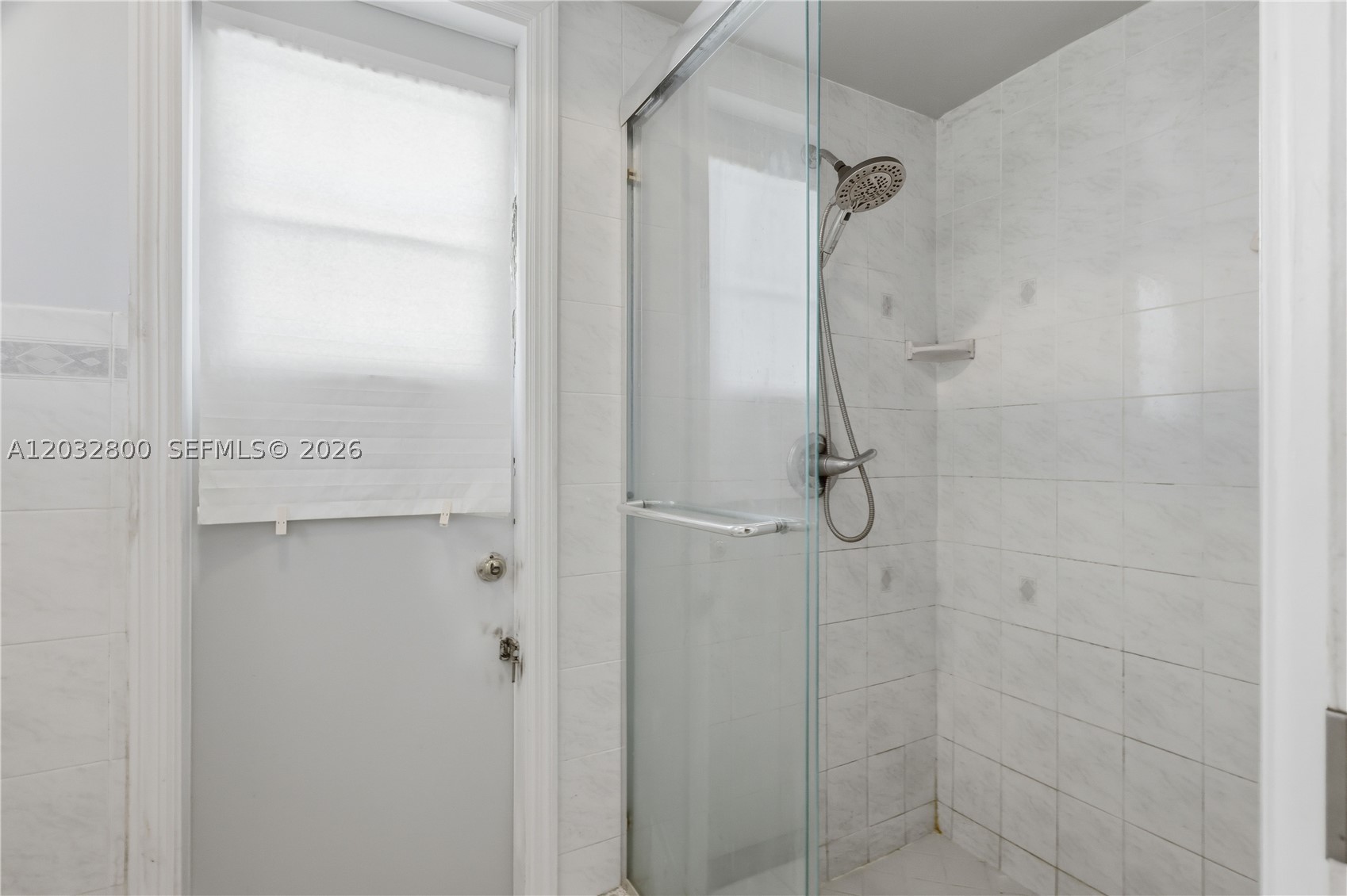 MIRROR LAKE ESTATES SEC 8 - Residential