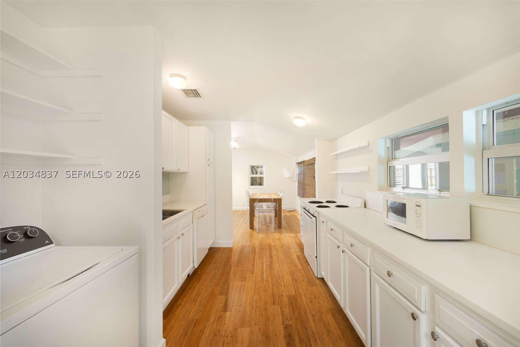 OCEAN VIEW HEIGHTS - Residential Lease