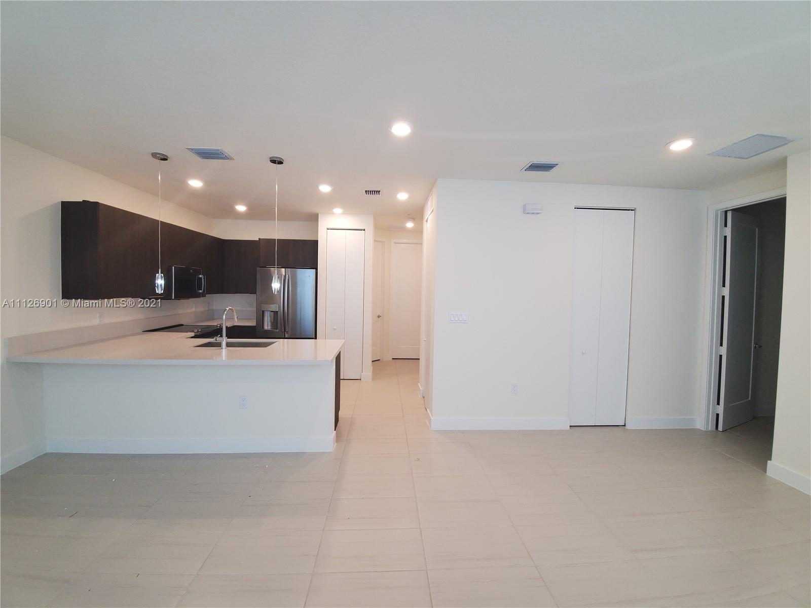 LANDMARK AT DORAL CONDO N - Residential