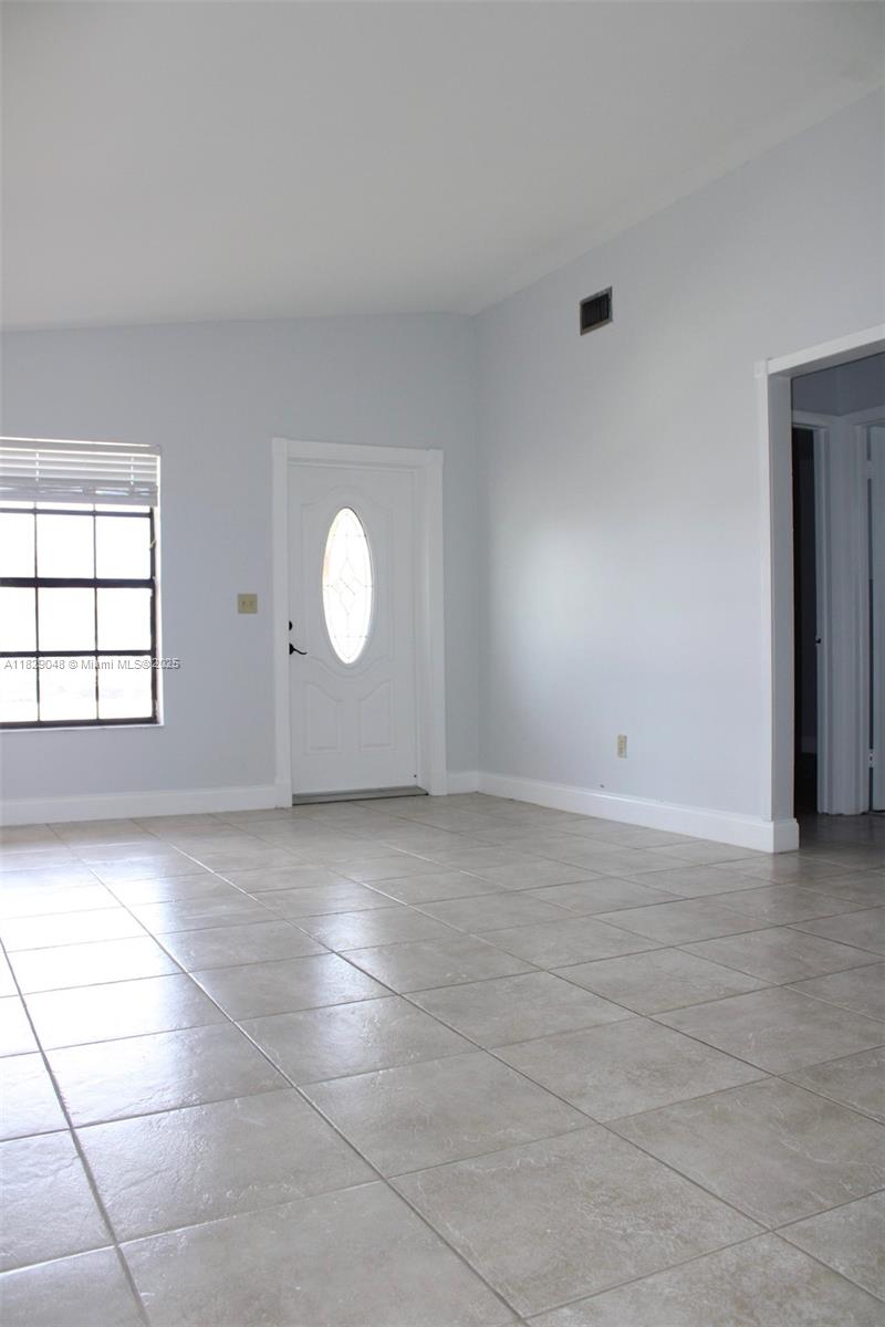 WELL MAINTAINED 3/2 HOME IN ALAMEDA.  CENTRALLY LOCATED IN THE HEART OF HIALEAH, CLOSE TO HOSPITALS, SCHOOLS, HIGHWAYS AND MUCH MORE.  TEXT AGENT TODAY!