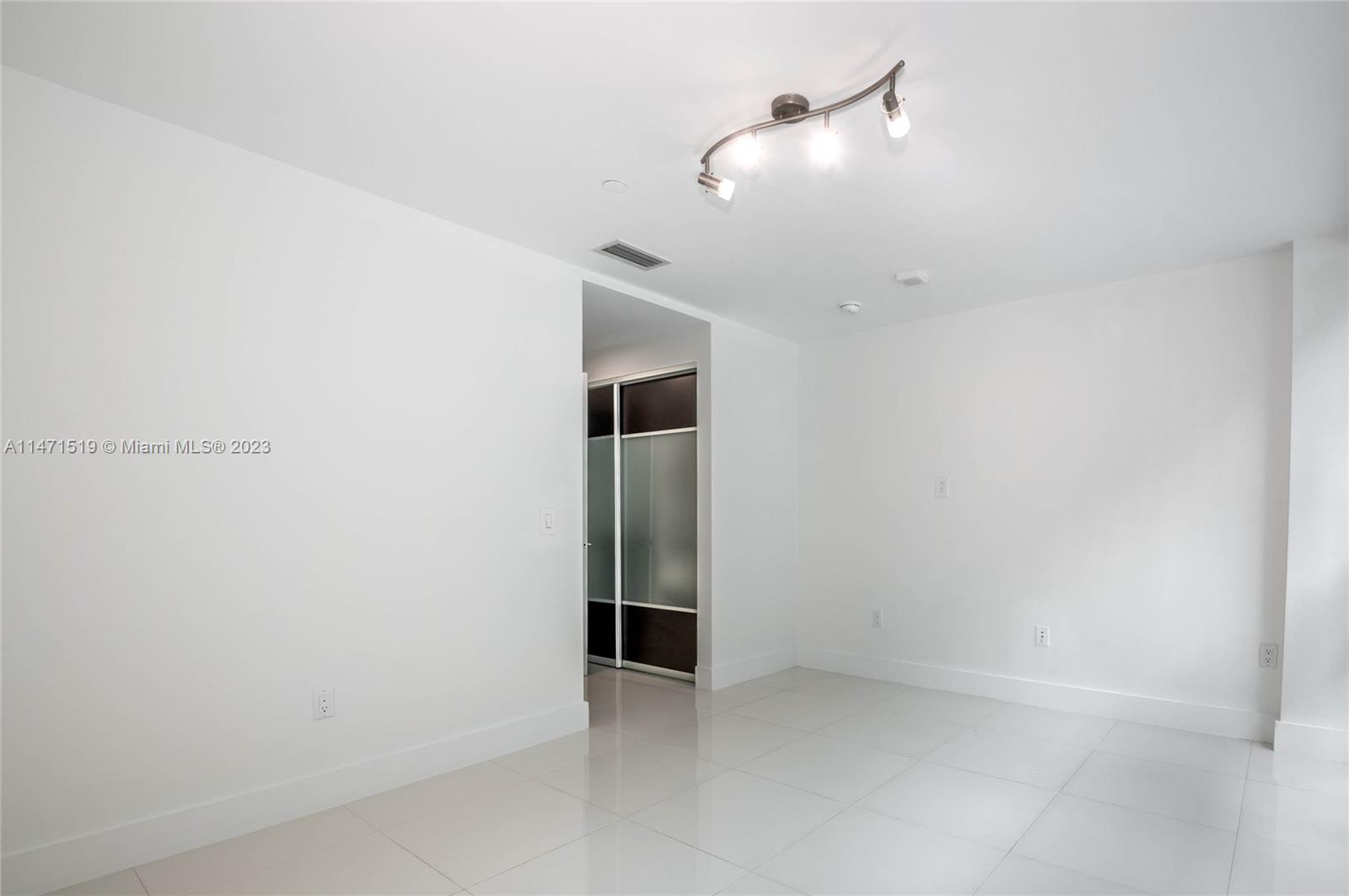 ARTECH RESIDENCES AT AVEN - Residential Lease