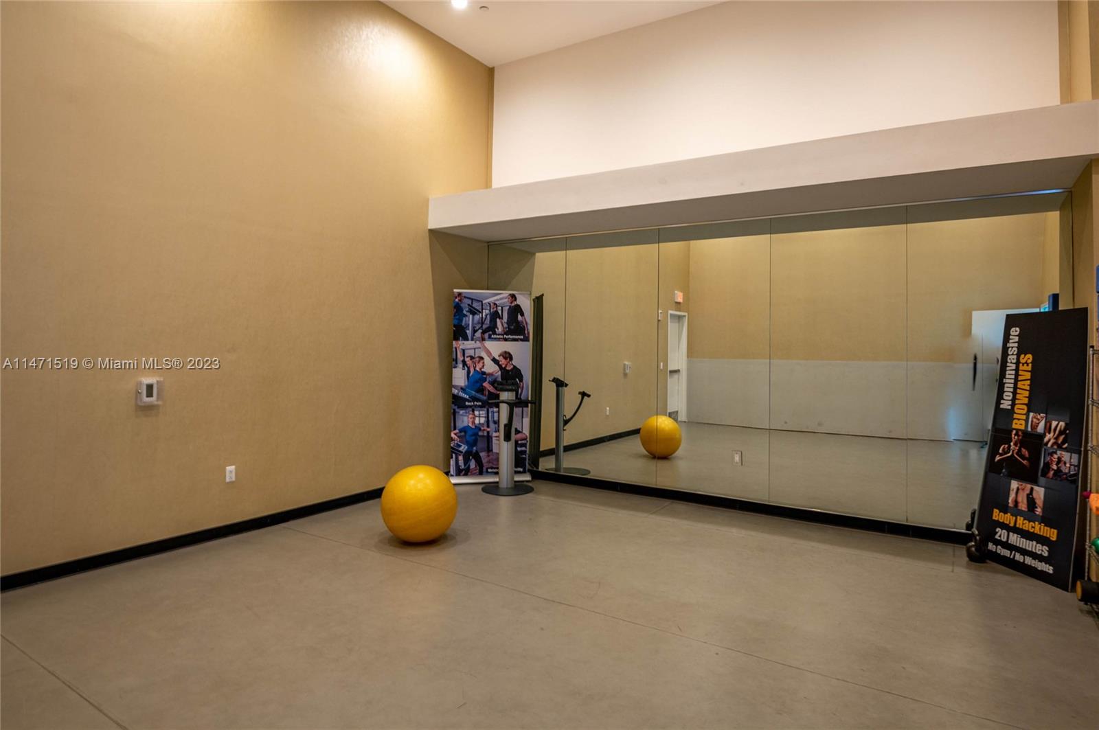 ARTECH RESIDENCES AT AVEN - Residential Lease