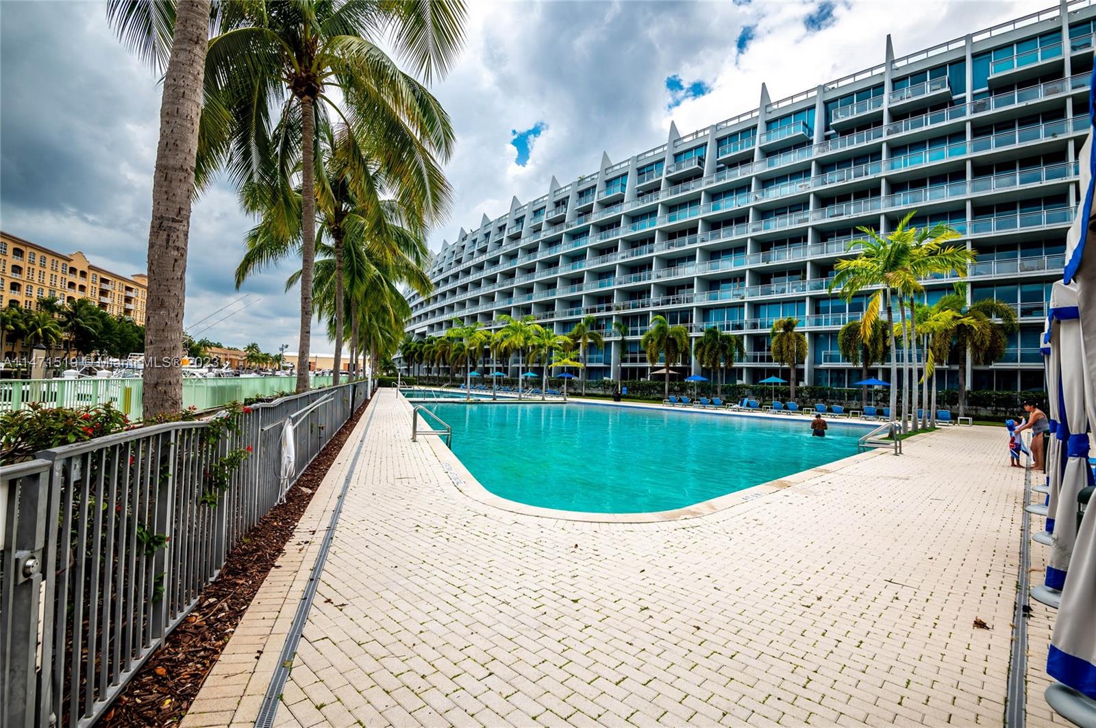 ARTECH RESIDENCES AT AVEN - Residential Lease