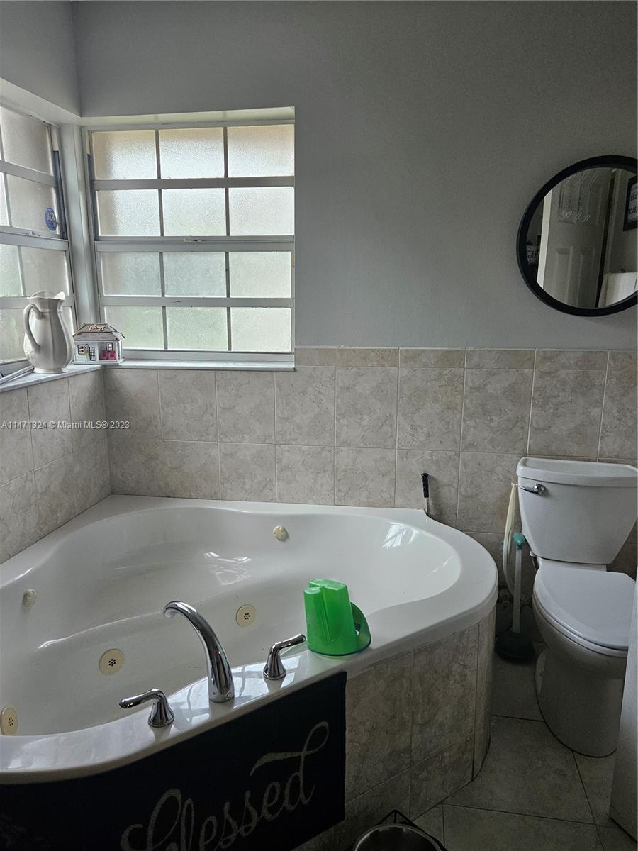 CHAPEL TRAIL REPLAT - Residential