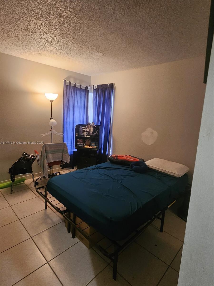 CHAPEL TRAIL REPLAT - Residential
