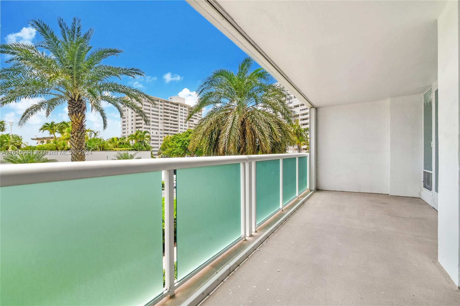 POINT OF AMERICAS - Residential Lease