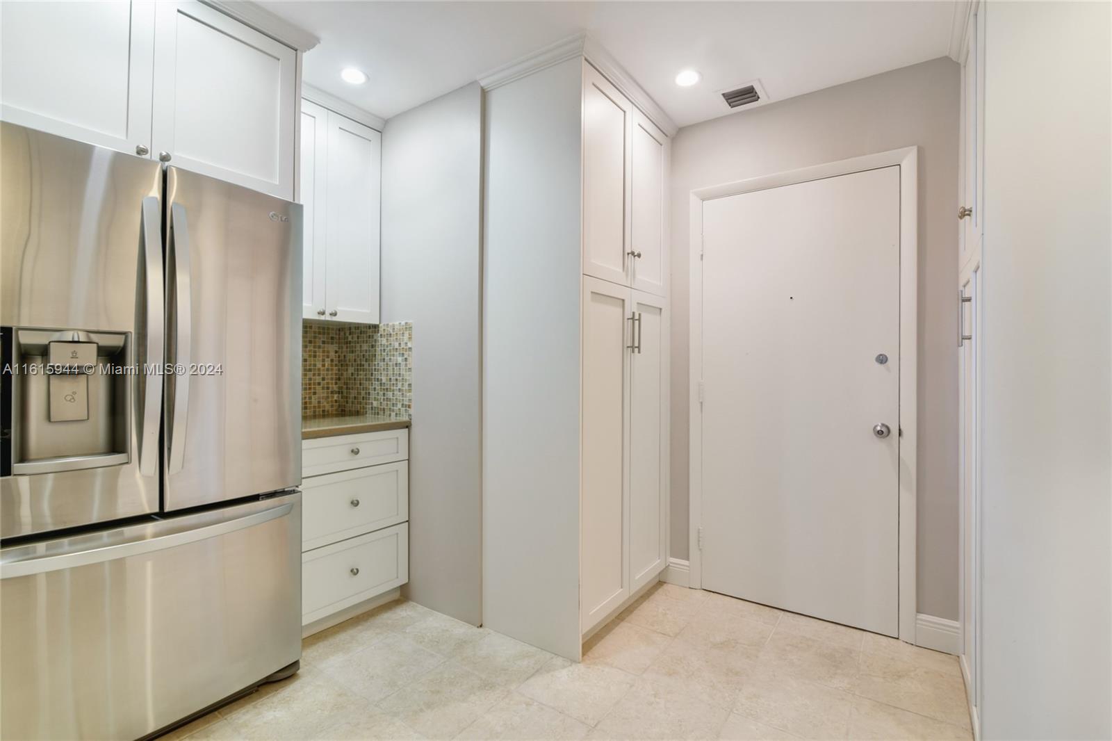 POINT OF AMERICAS - Residential Lease