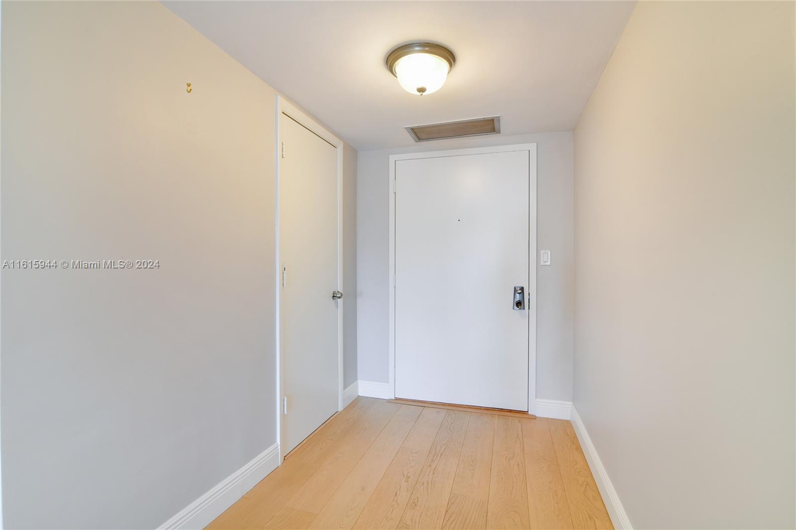 POINT OF AMERICAS - Residential Lease