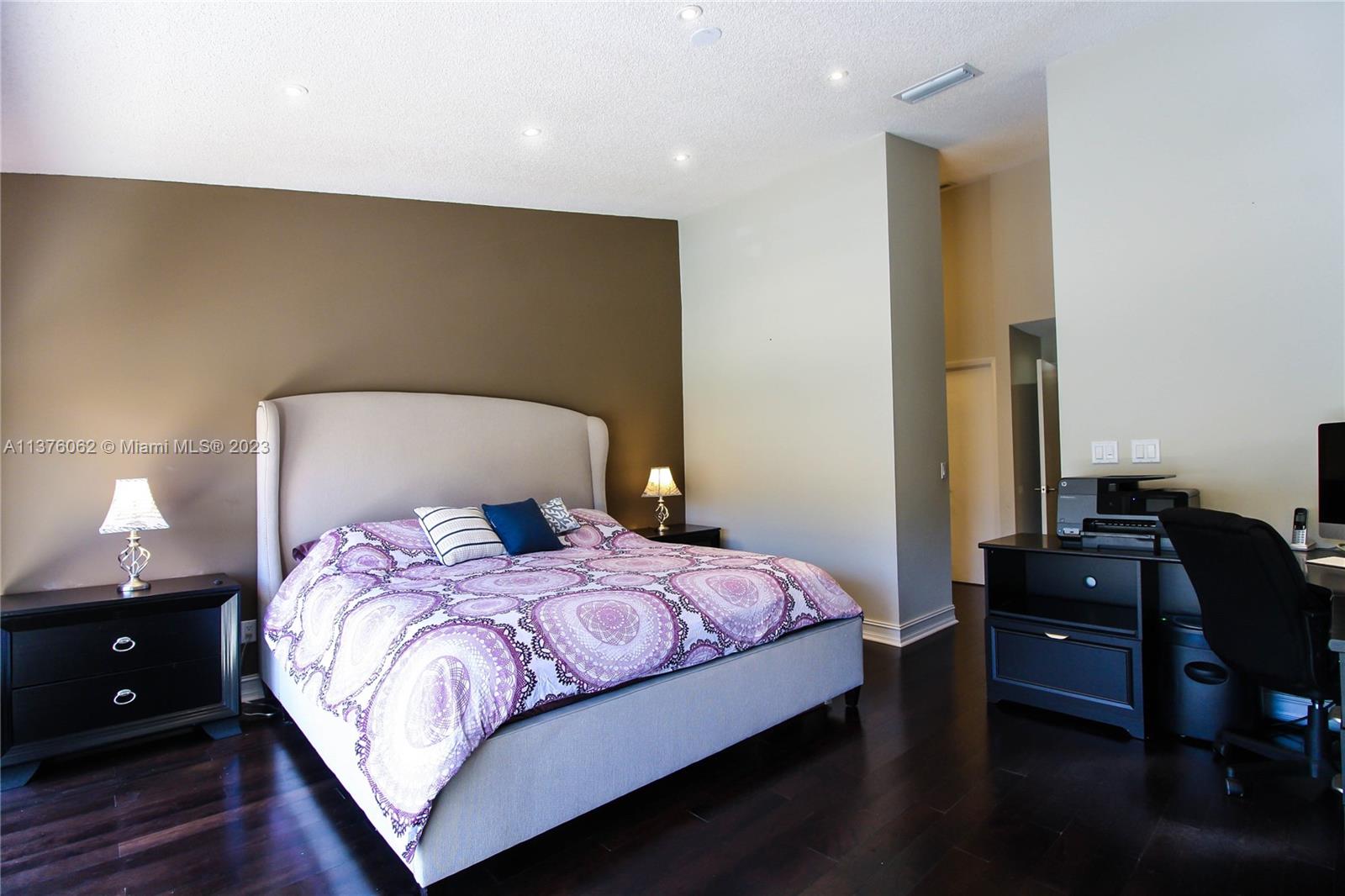 MARINER VILLAGE GARDEN CO - Residential Lease