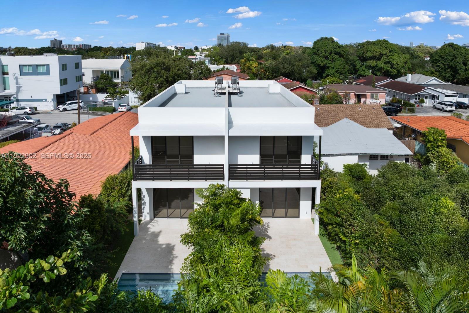 GRAPELAND - Residential