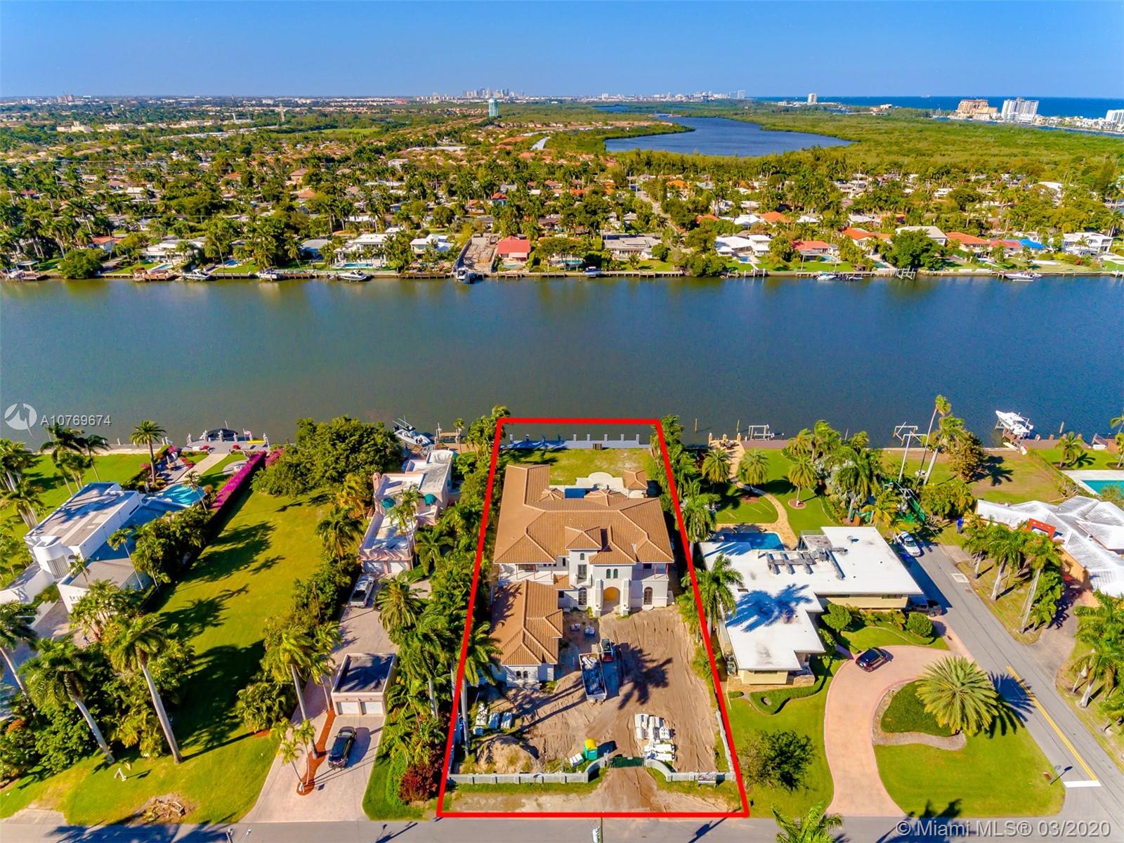 HOLLYWOOD LAKES SEC - Residential