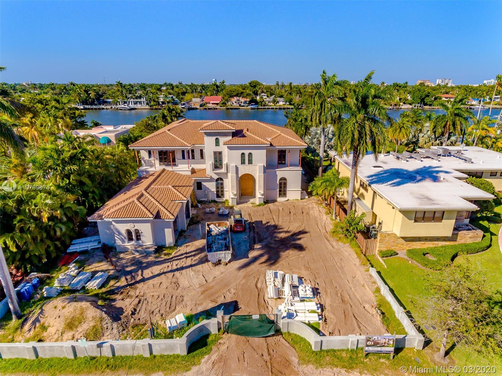 HOLLYWOOD LAKES SEC - Residential