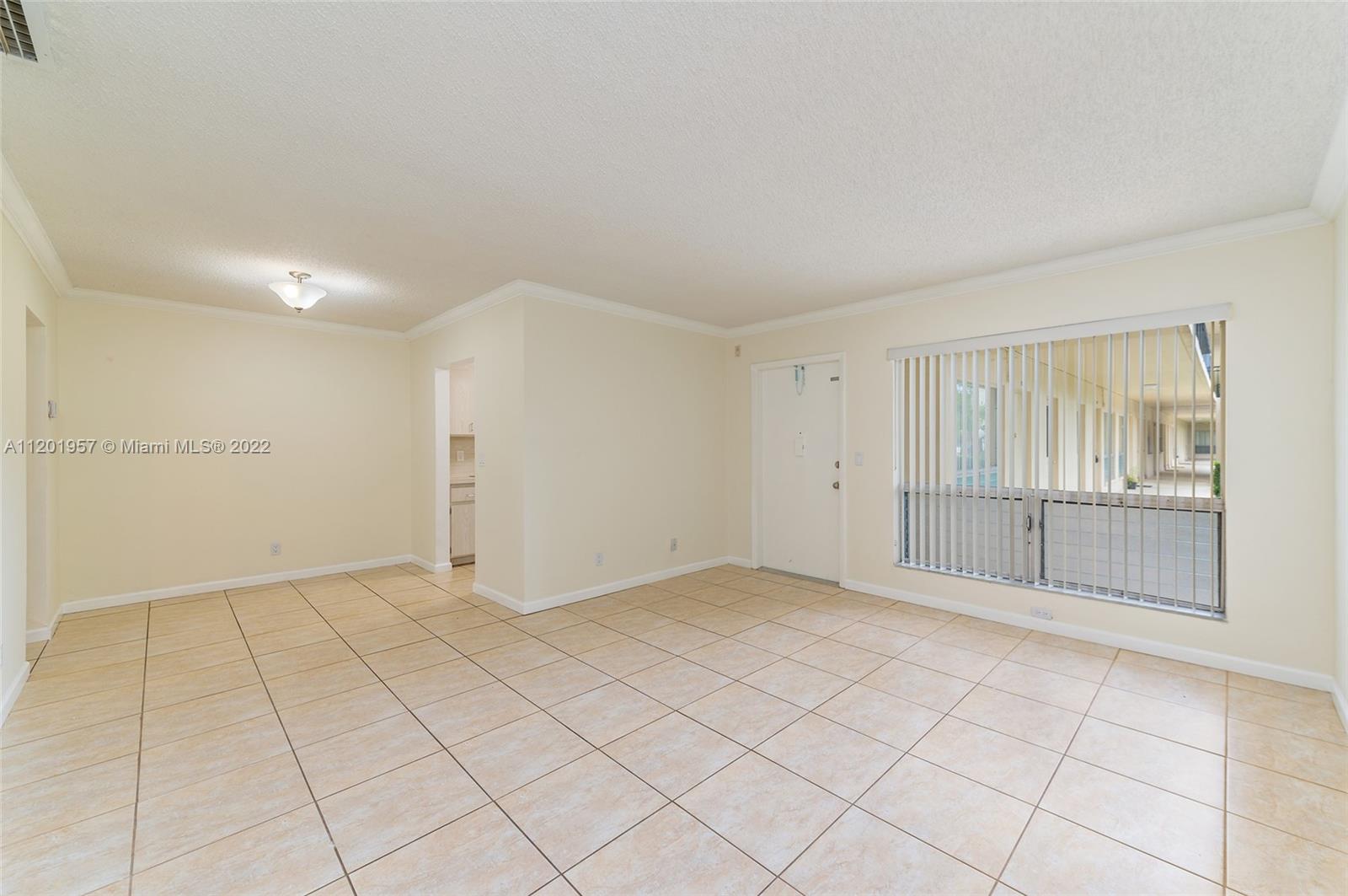 HOLLYWOOD HILLS - Residential Lease