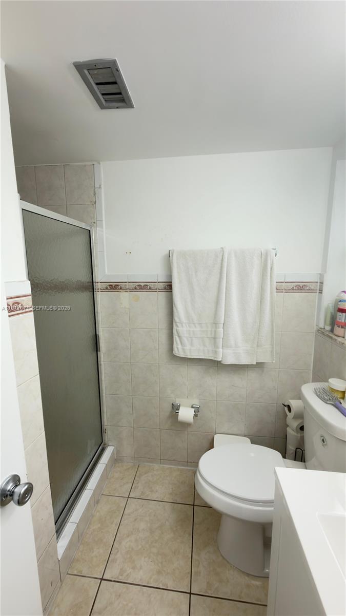 CAPRI GARDENS CONDO - Residential