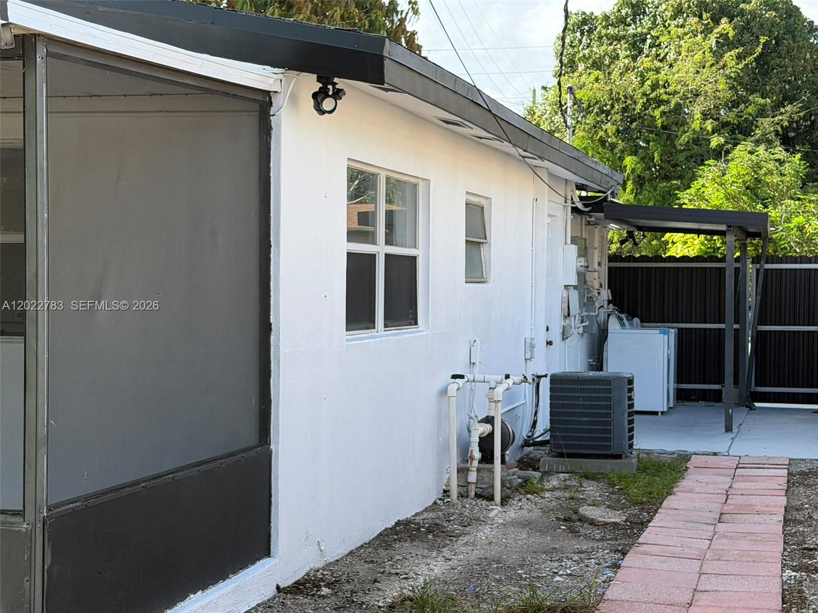 BEVERLY PARK - Residential