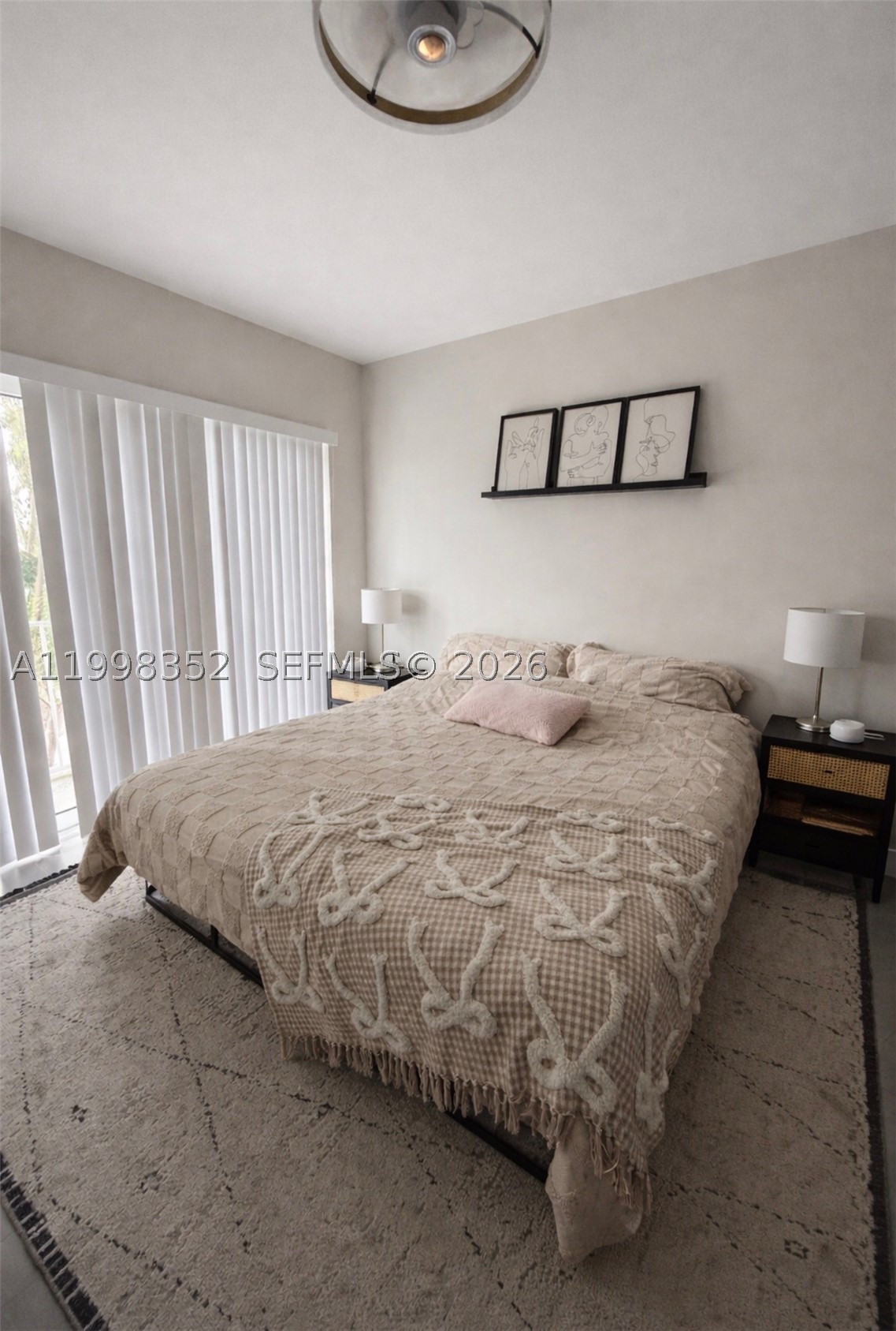 PARADISE ONE - Residential