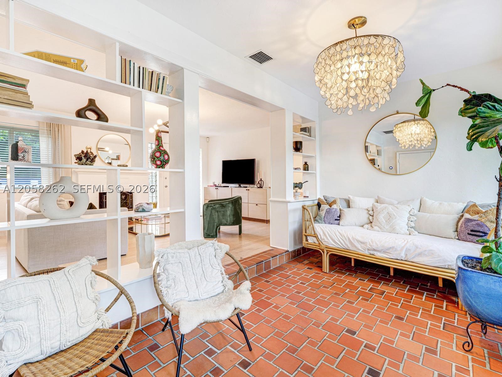 SHORECREST - Residential