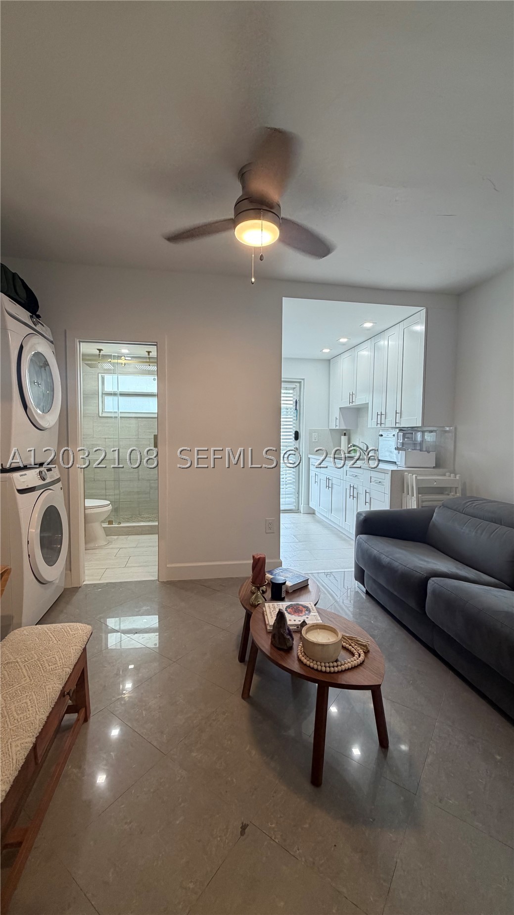 626 CONDOMINIUM - Residential Lease