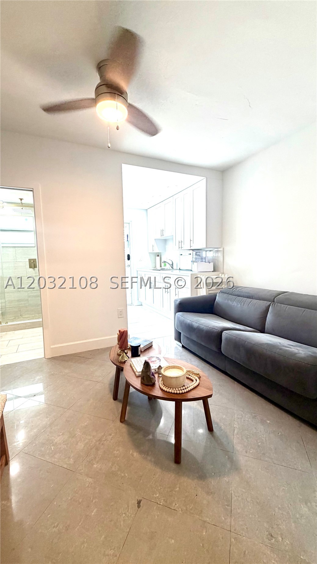 626 CONDOMINIUM - Residential Lease
