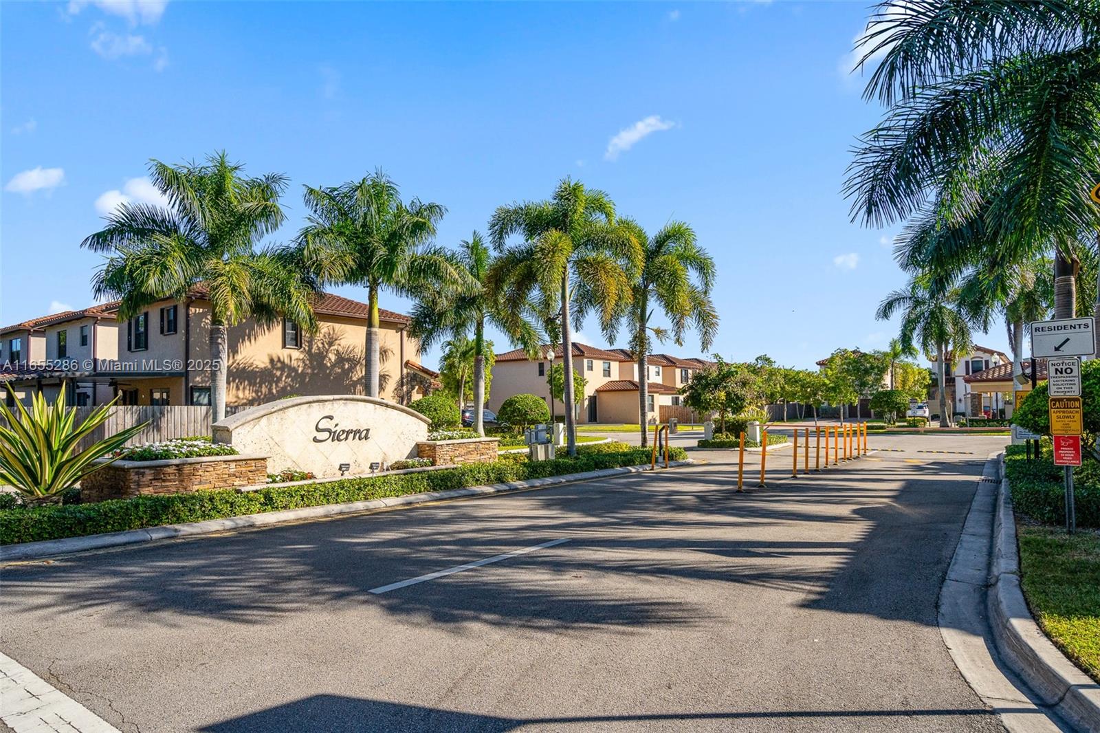 BAYWINDS OF HATTERAS - Residential