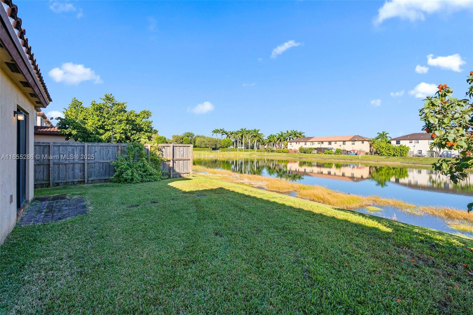 BAYWINDS OF HATTERAS - Residential