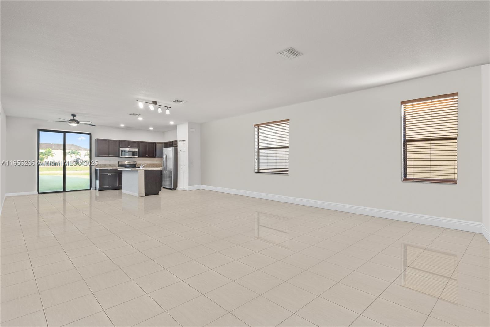 BAYWINDS OF HATTERAS - Residential